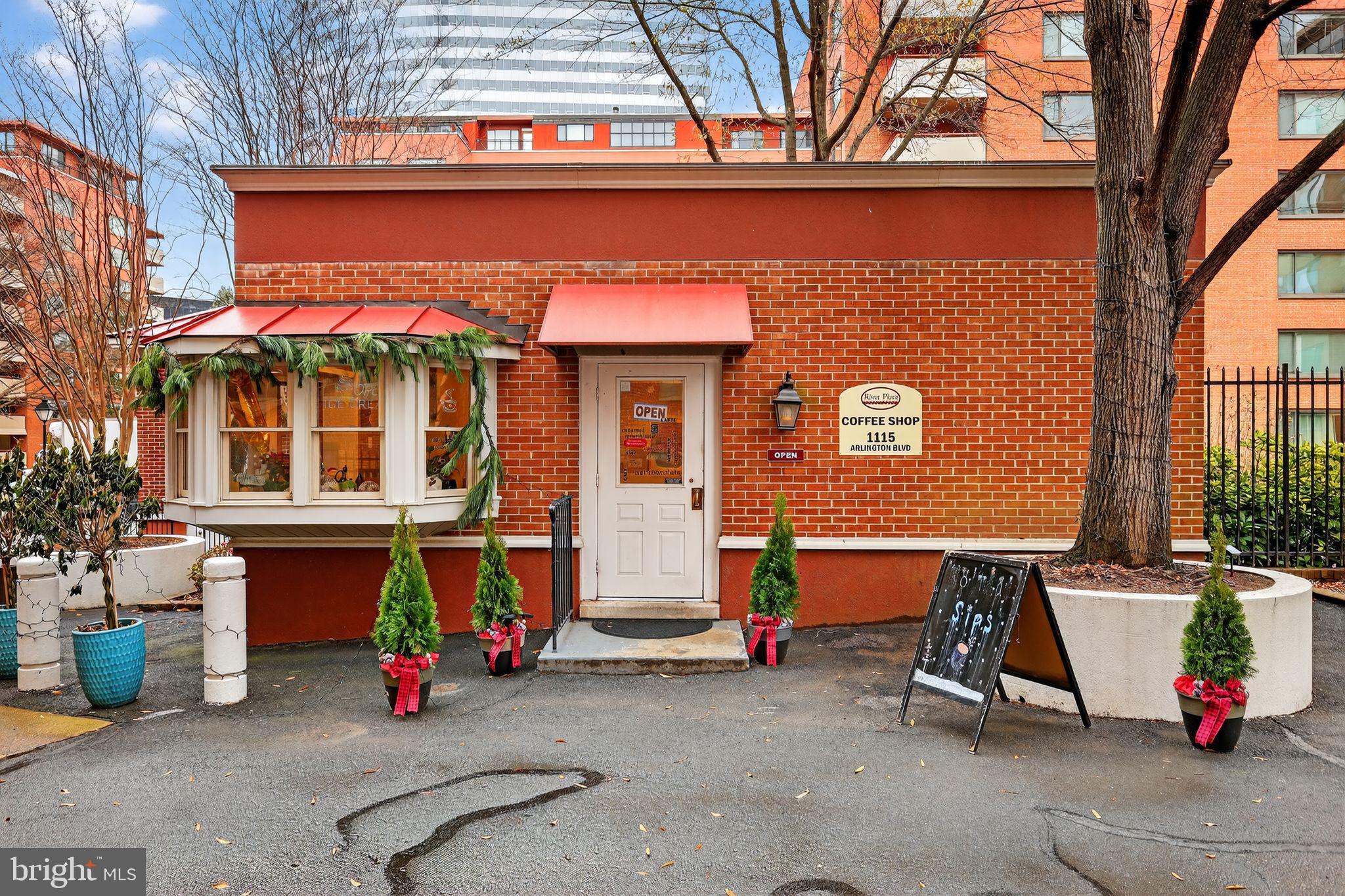 ROSSLYN - Residential