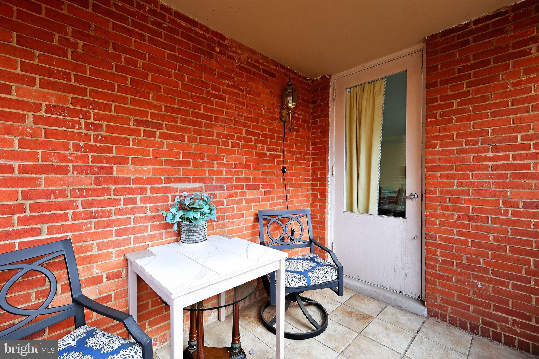 ROSSLYN - Residential