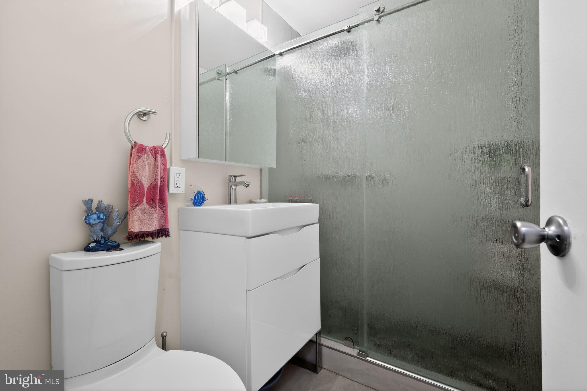 ROSSLYN - Residential