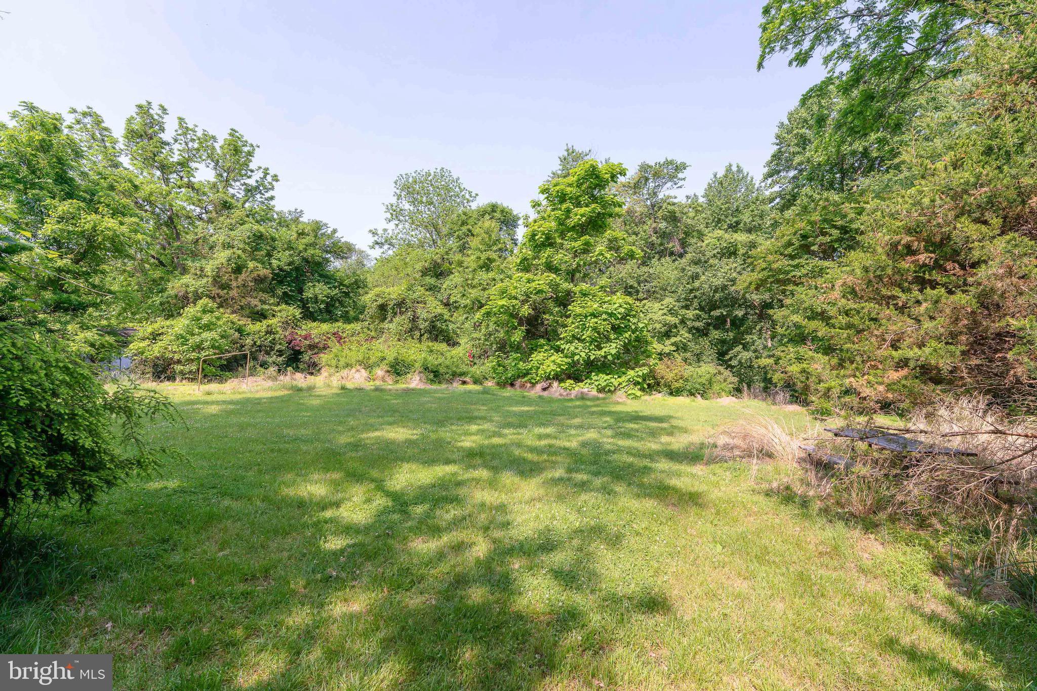 BELVIDERE ESTATES - Land