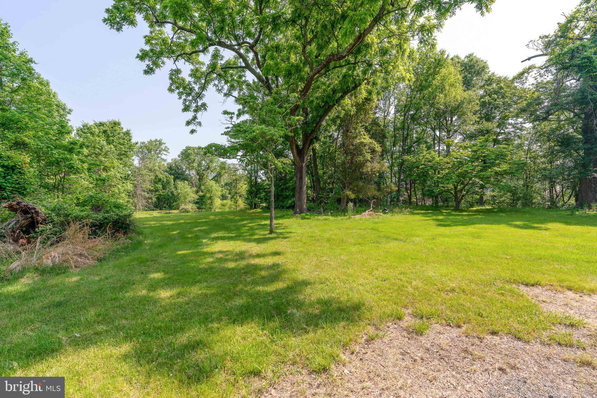 BELVIDERE ESTATES - Land