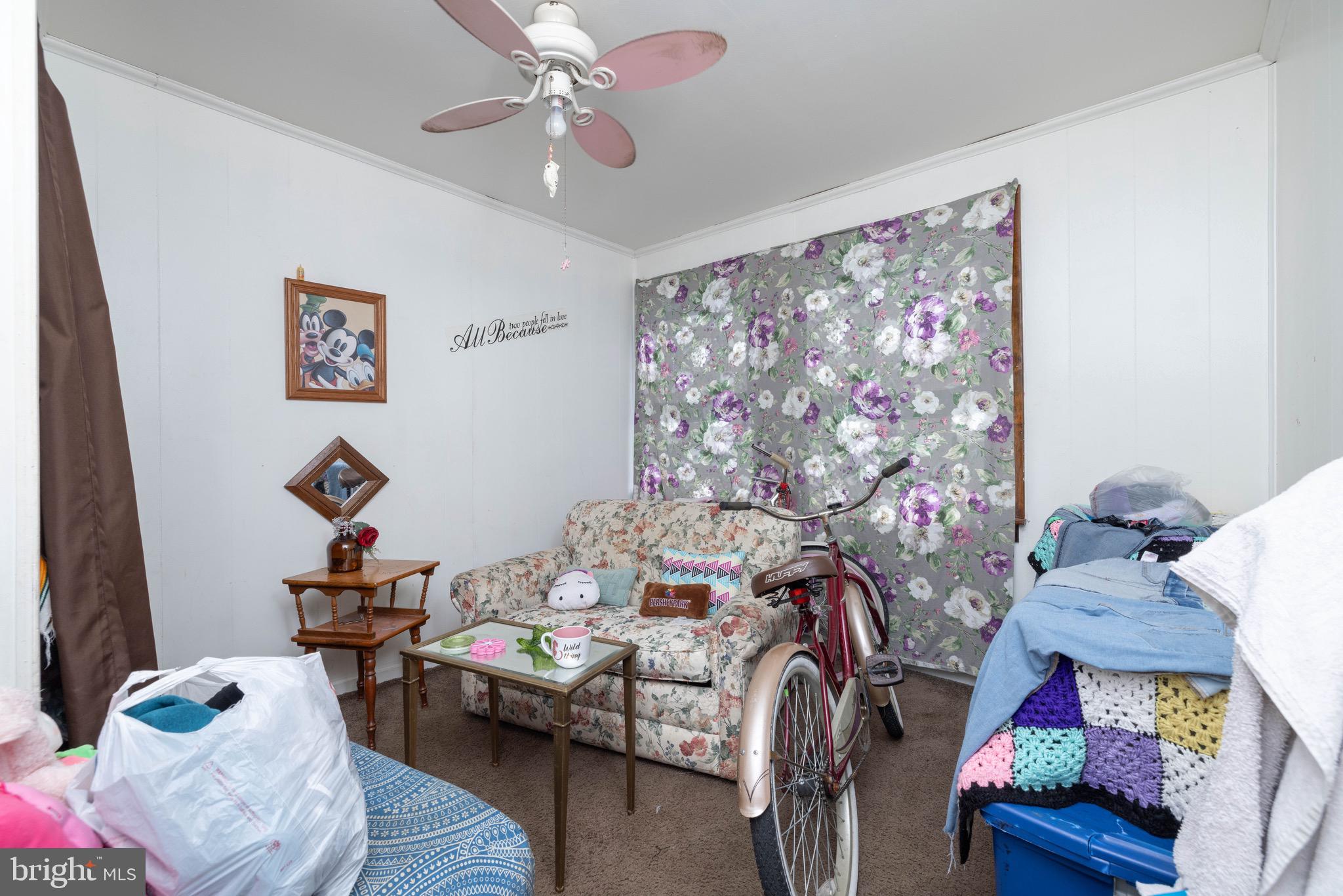 HOLLINGSWORTH MANOR - Residential