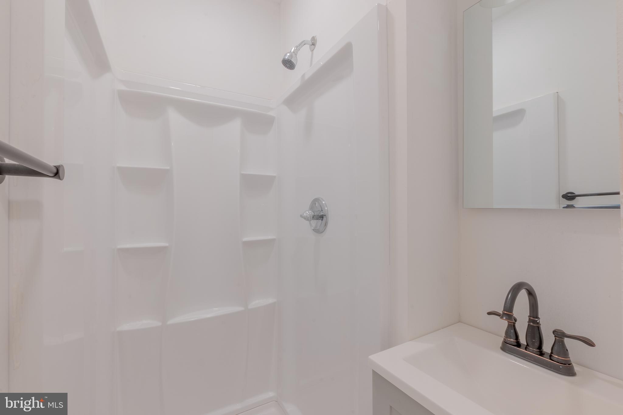 PENNSPORT - Residential Lease