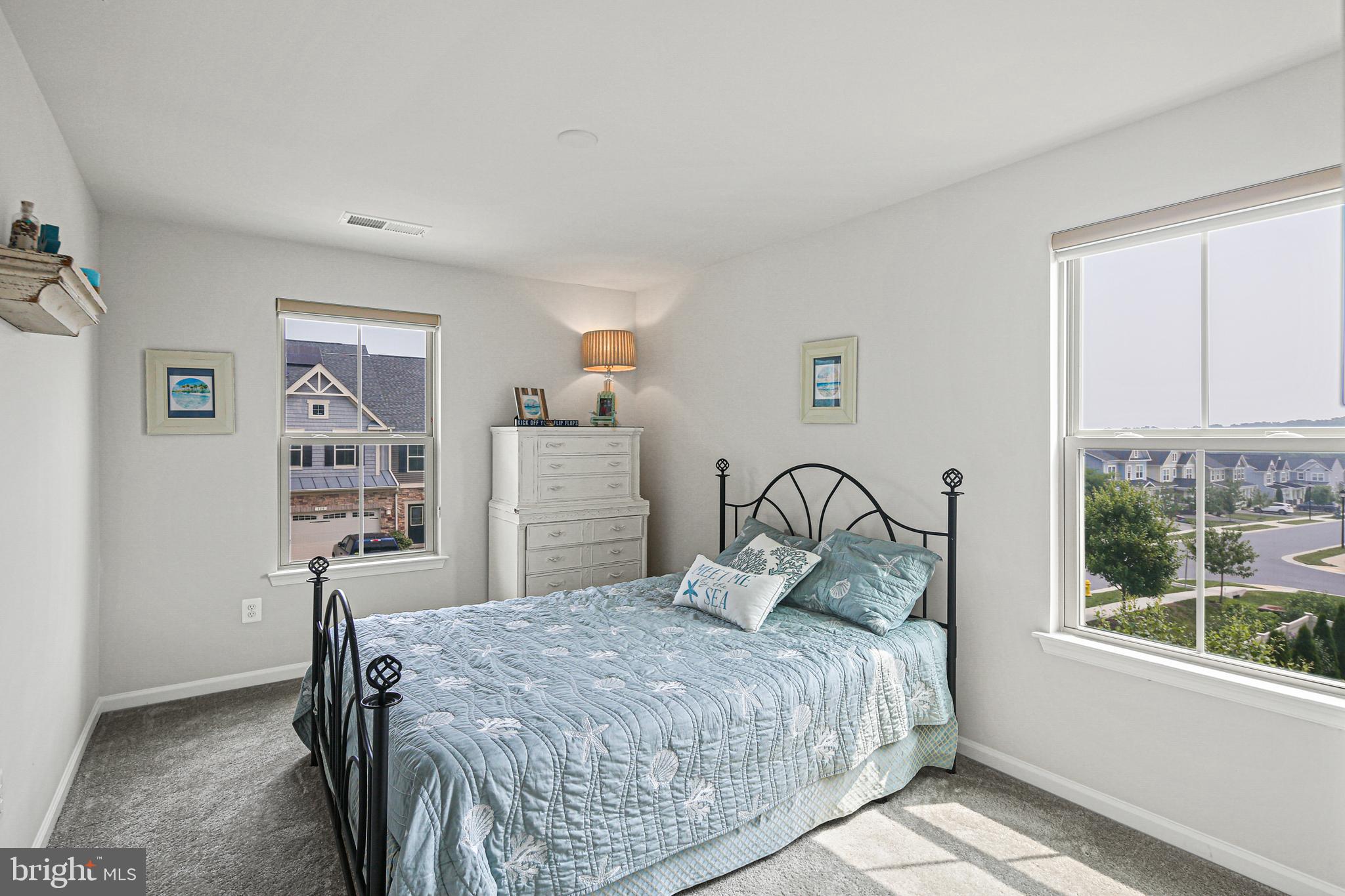 RESERVE AT PONDVIEW - Residential