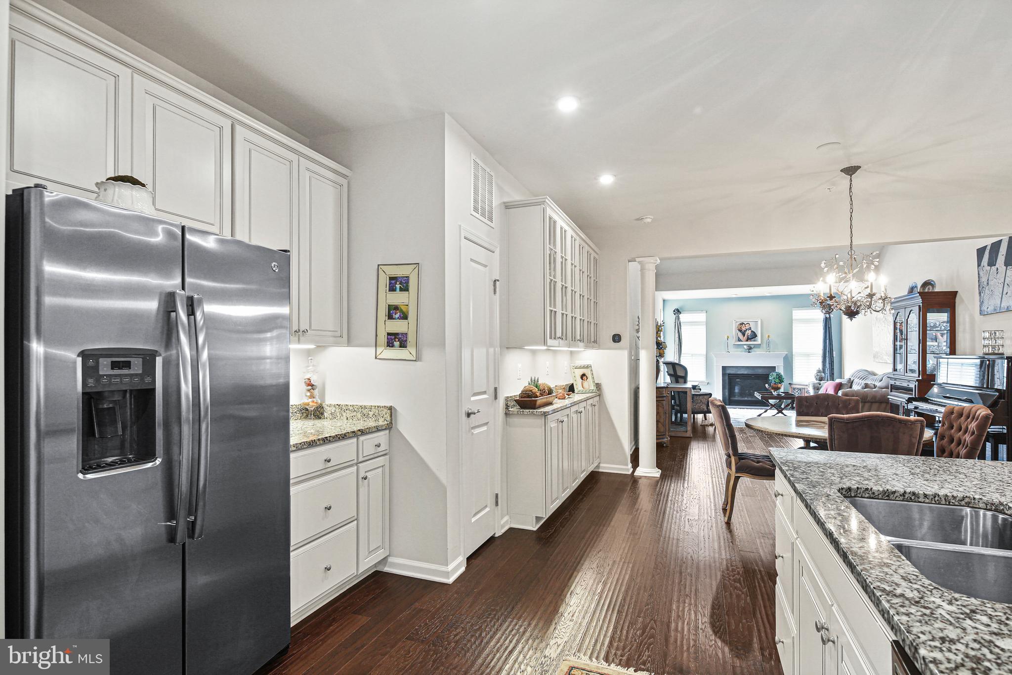 RESERVE AT PONDVIEW - Residential