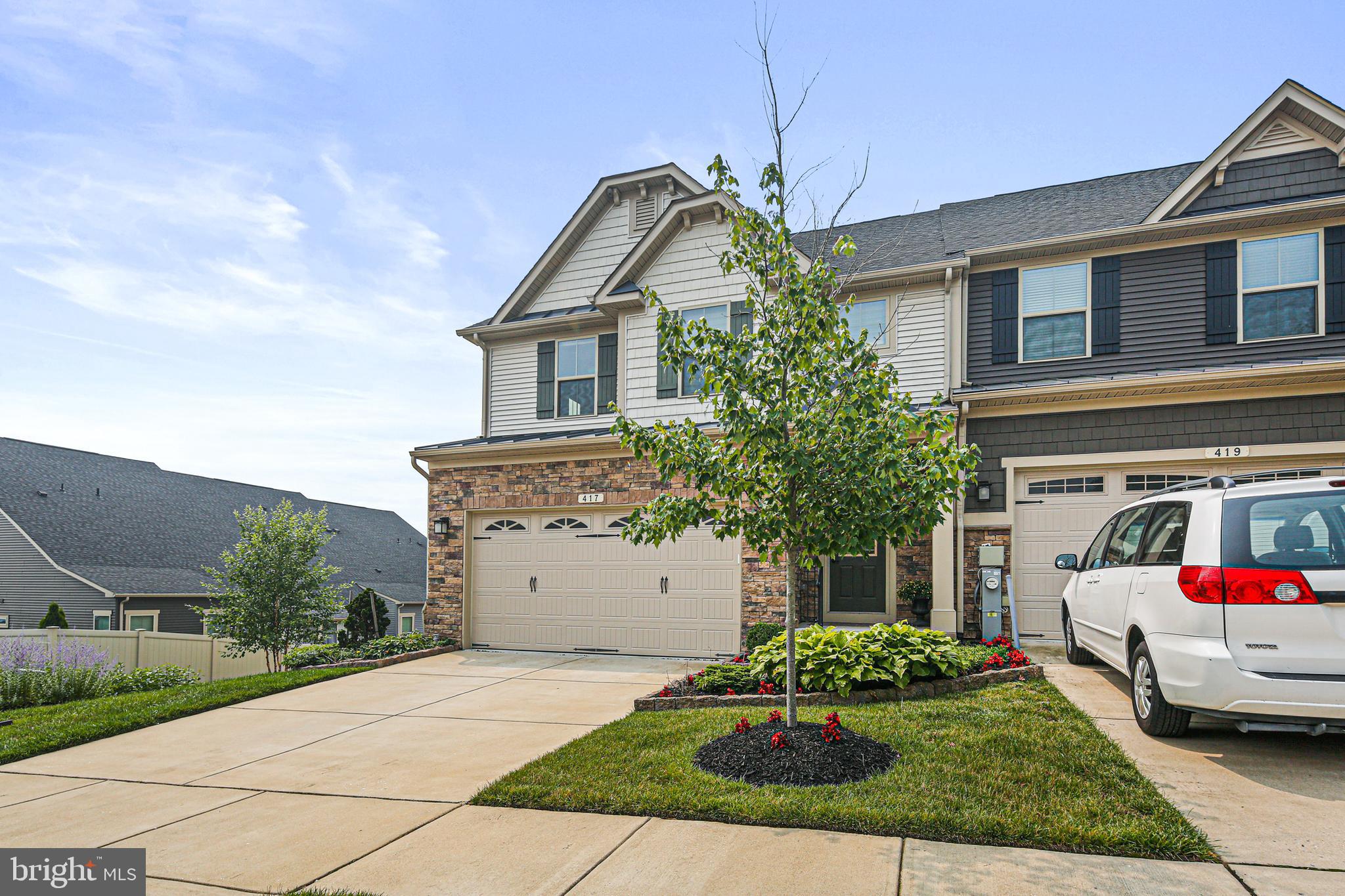 RESERVE AT PONDVIEW - Residential