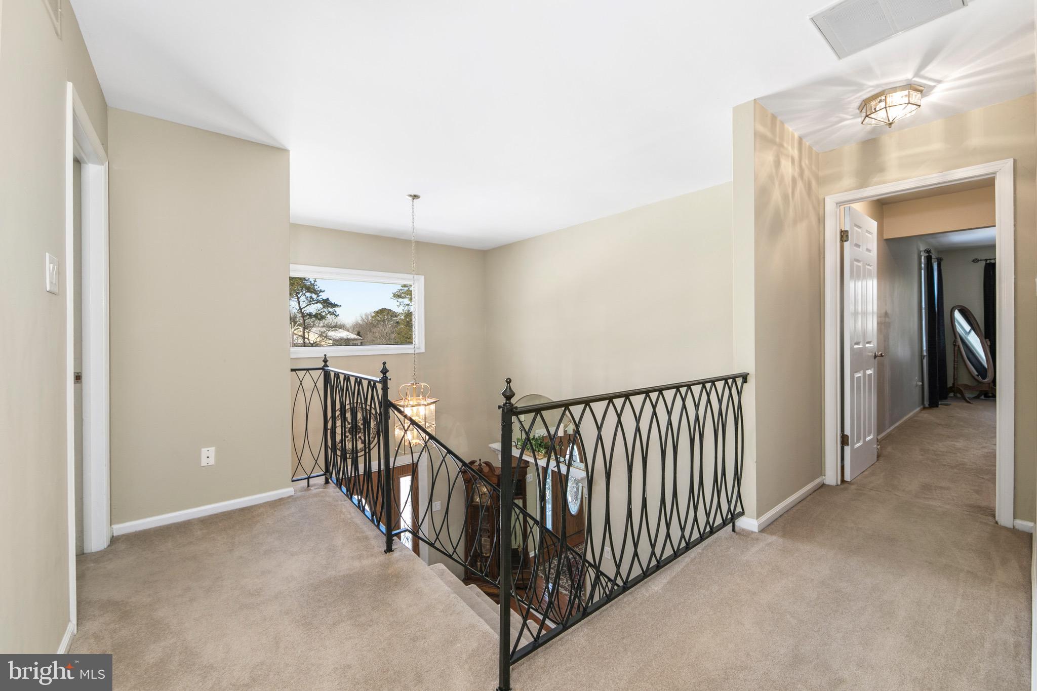 ACORN HILL - Residential