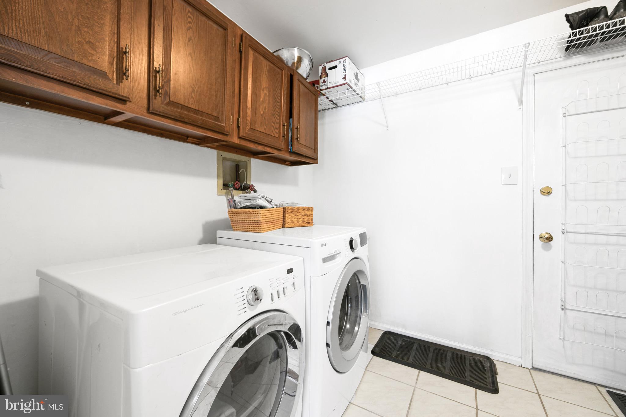 ACORN HILL - Residential