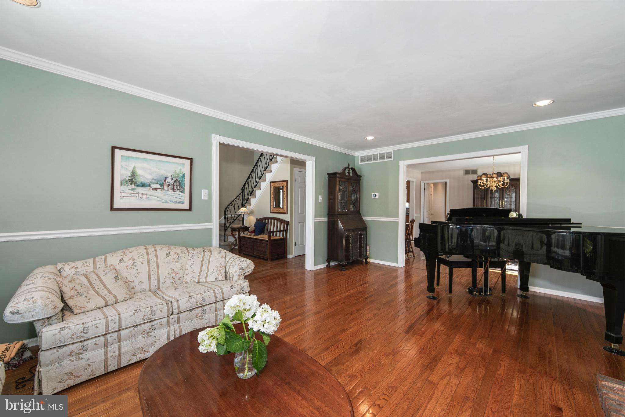 ACORN HILL - Residential