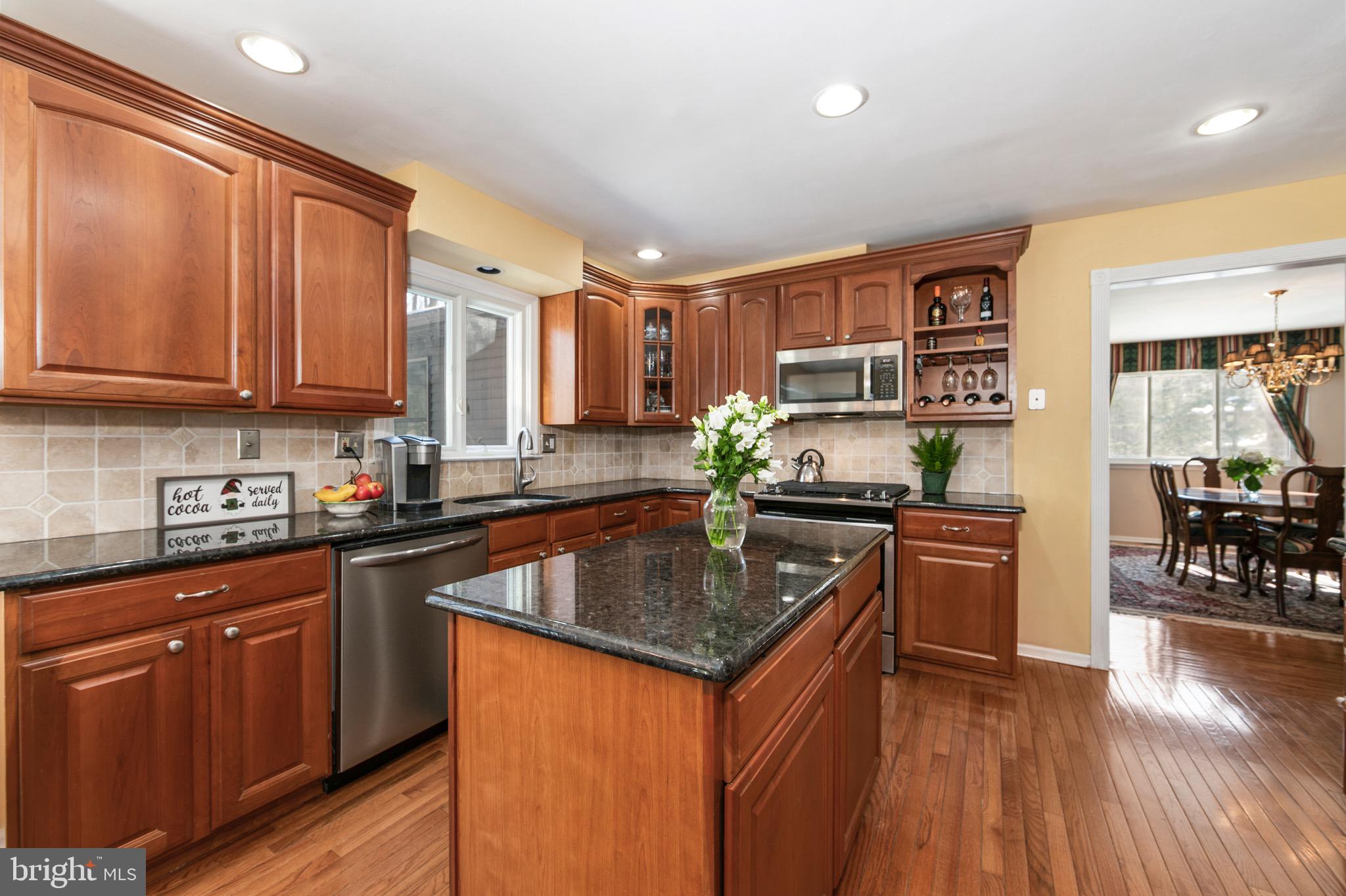 ACORN HILL - Residential