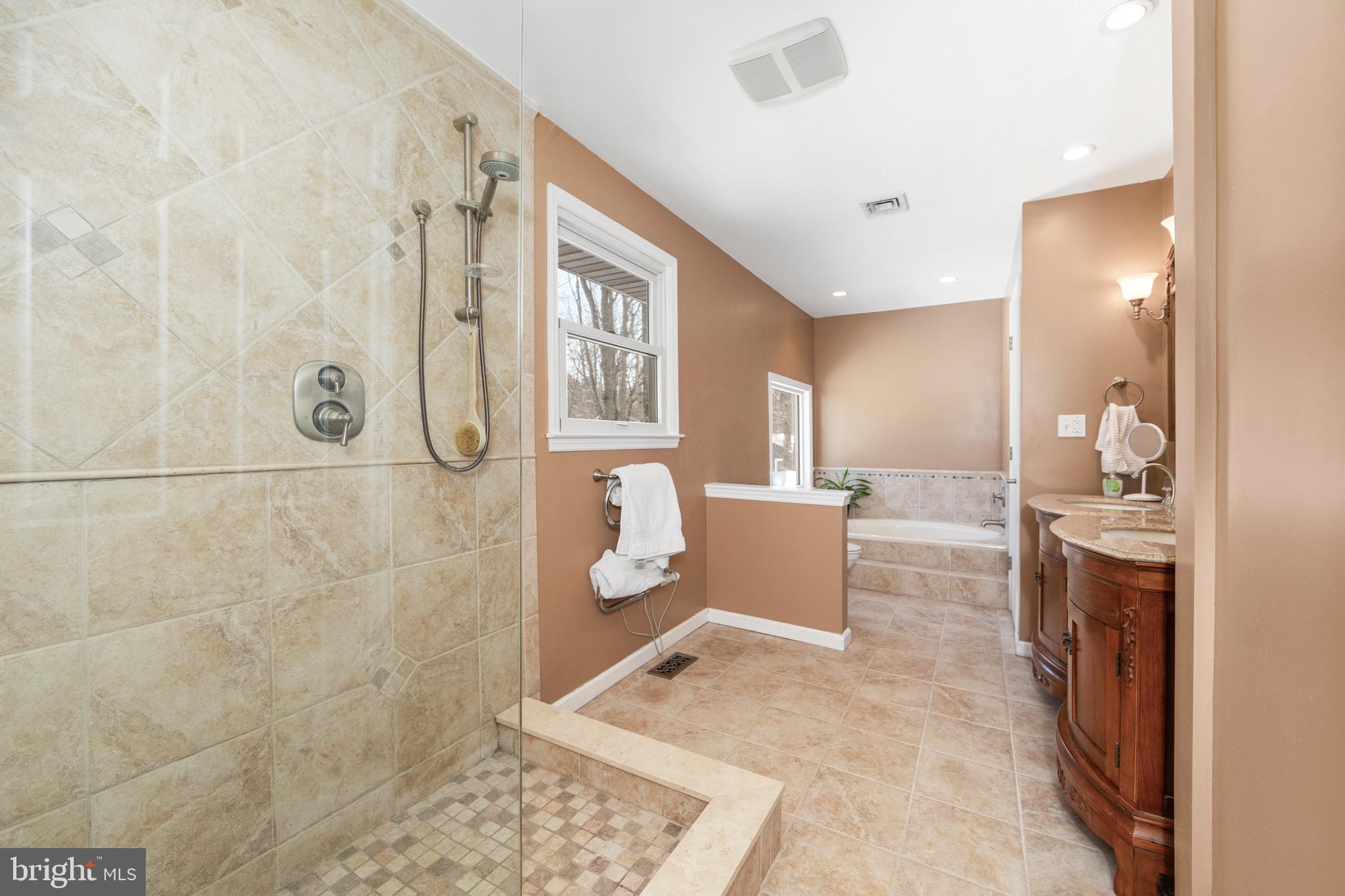 ACORN HILL - Residential