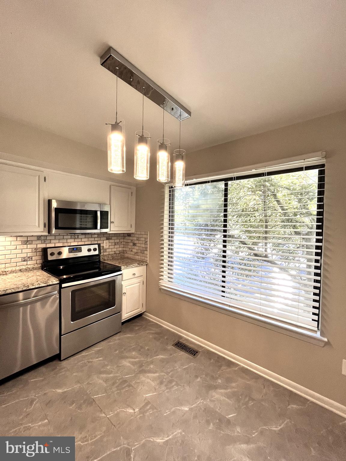 INVERNESS NORTH - Residential Lease