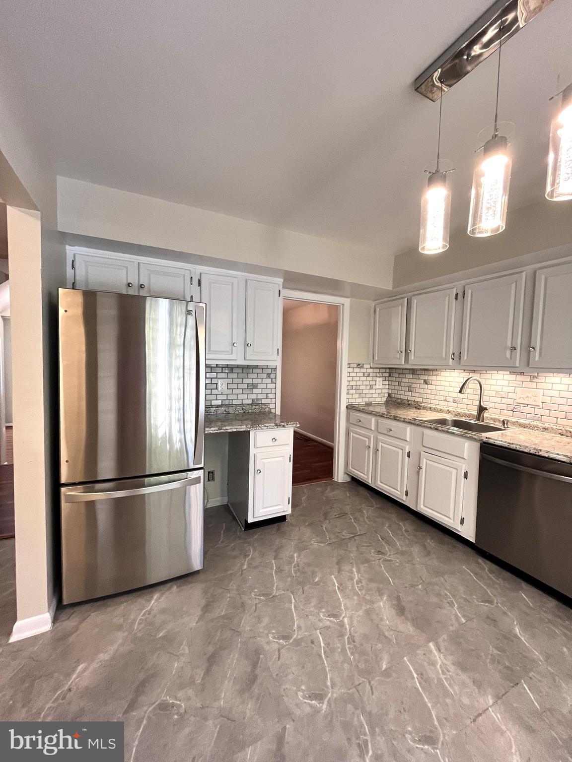 INVERNESS NORTH - Residential Lease