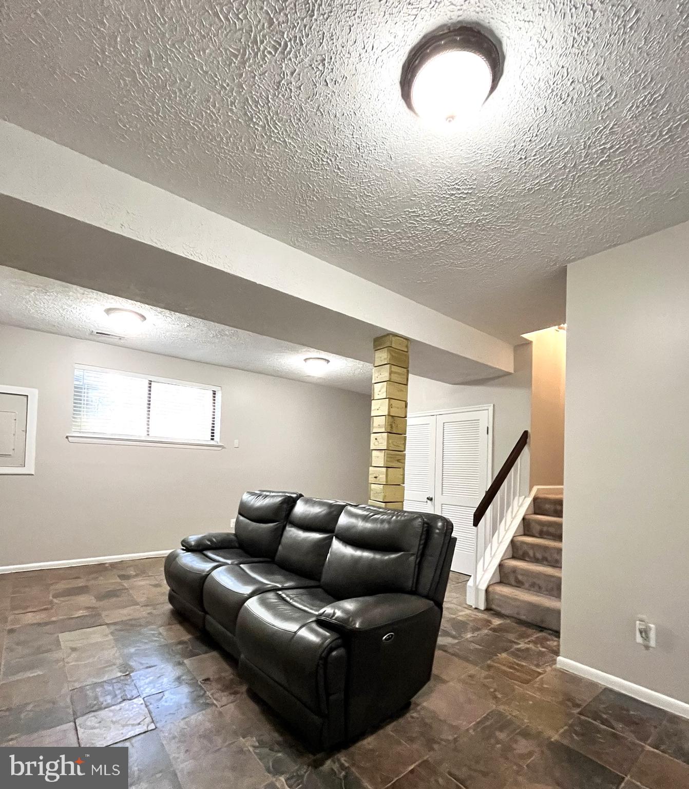 INVERNESS NORTH - Residential Lease