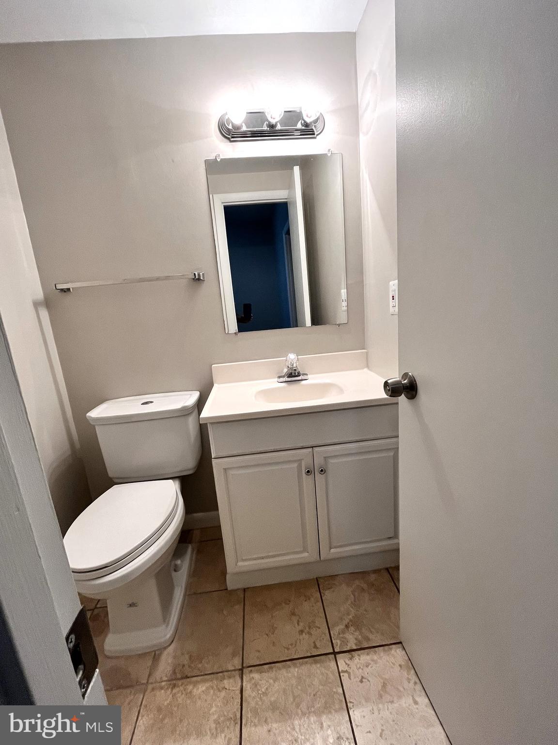 INVERNESS NORTH - Residential Lease