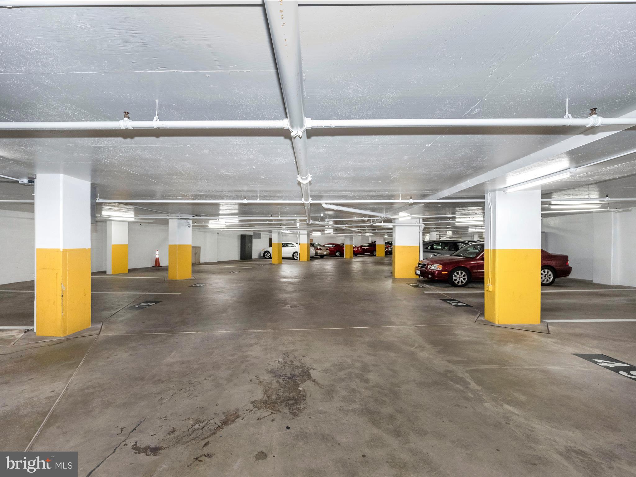 LEISURE WORLD - Residential