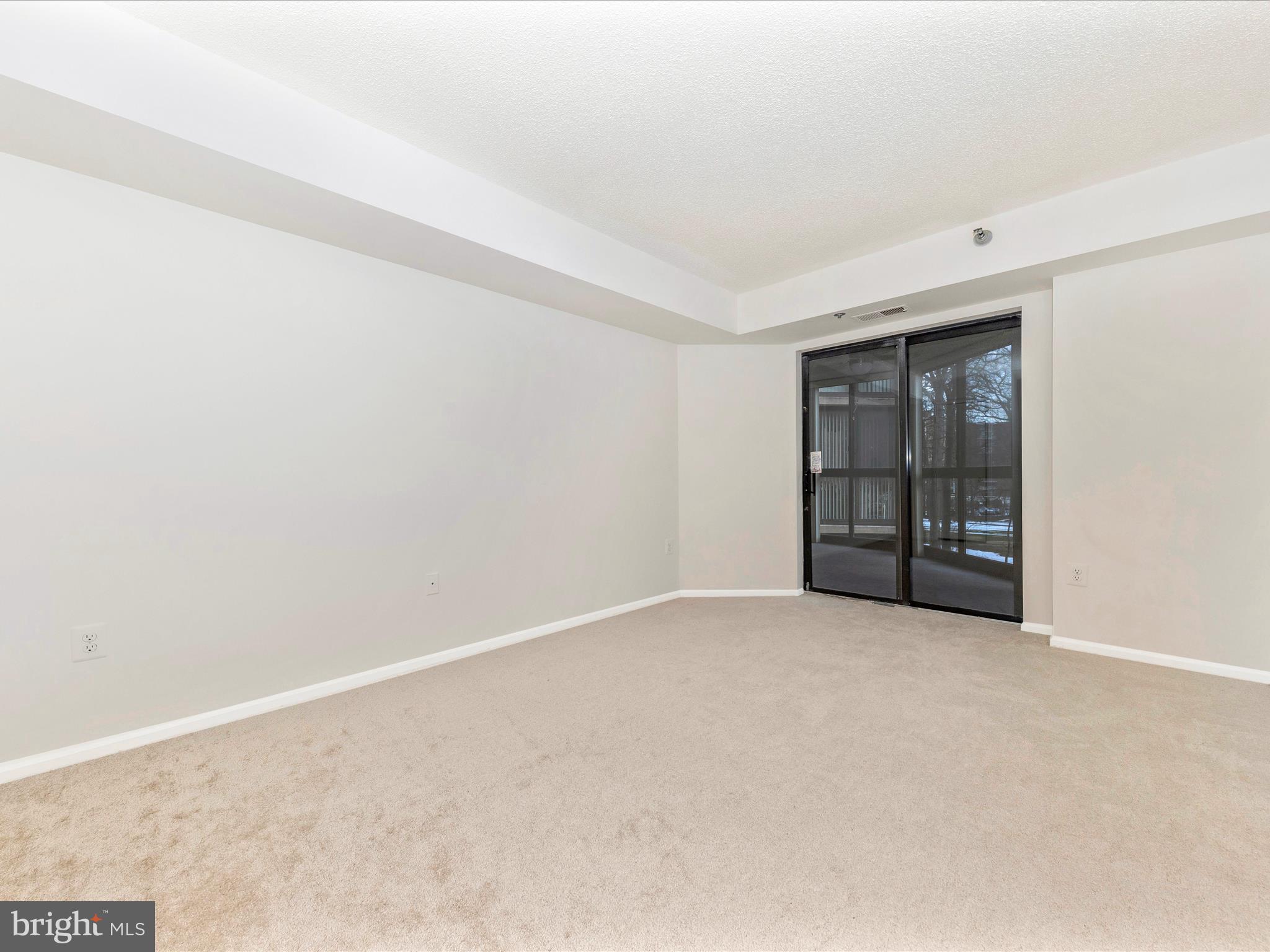 LEISURE WORLD - Residential