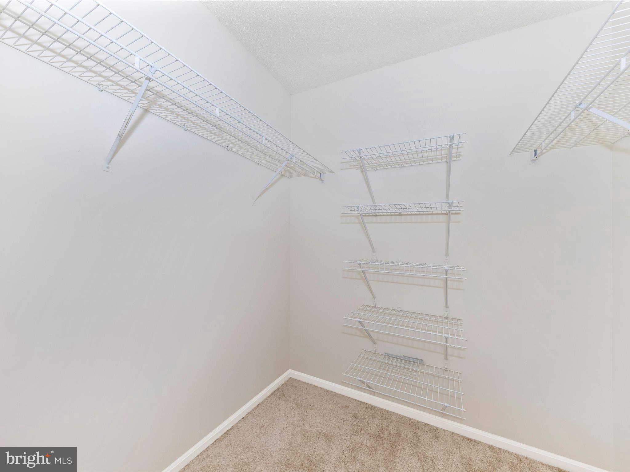 LEISURE WORLD - Residential