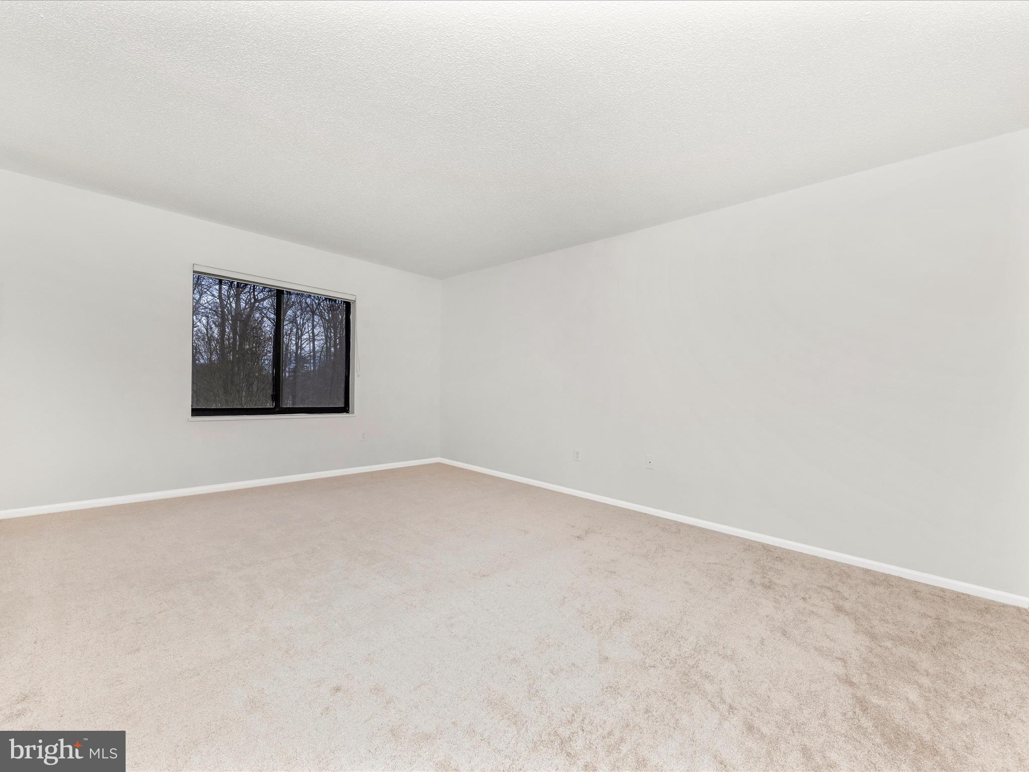 LEISURE WORLD - Residential