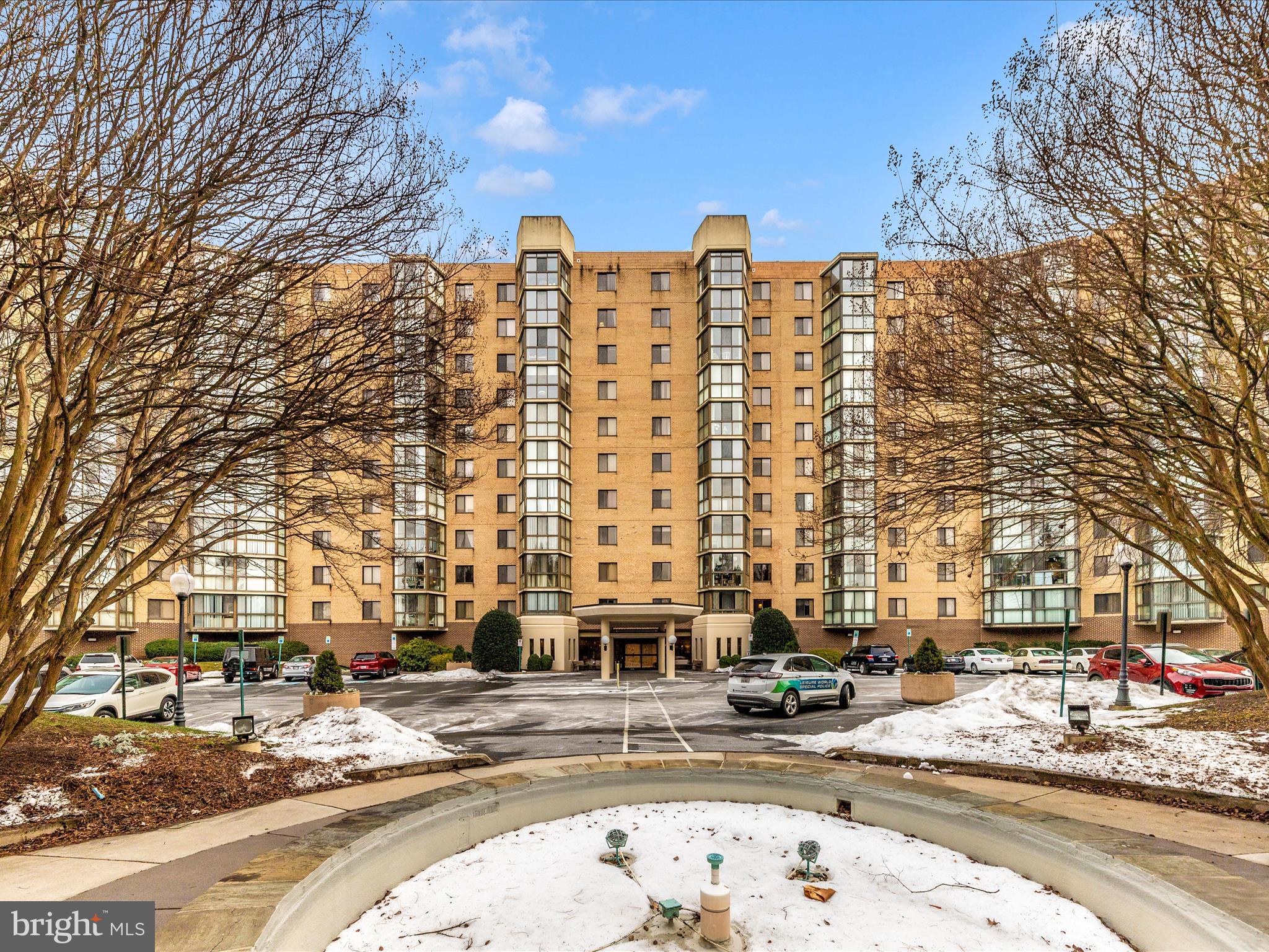 LEISURE WORLD - Residential