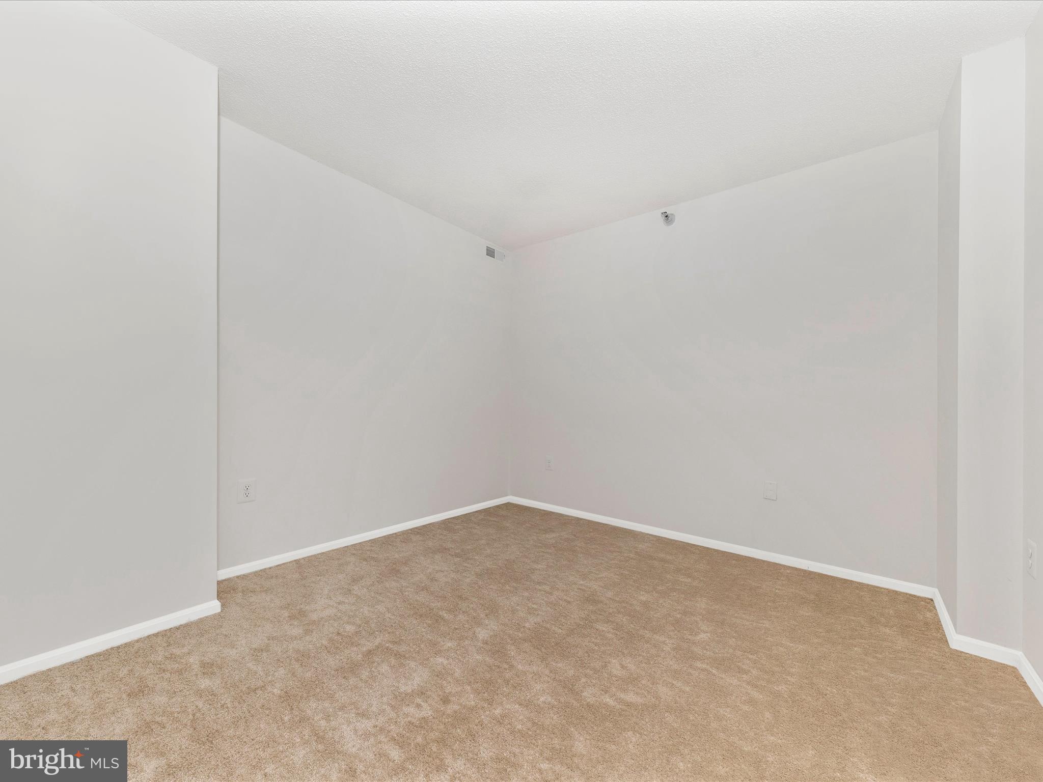 LEISURE WORLD - Residential