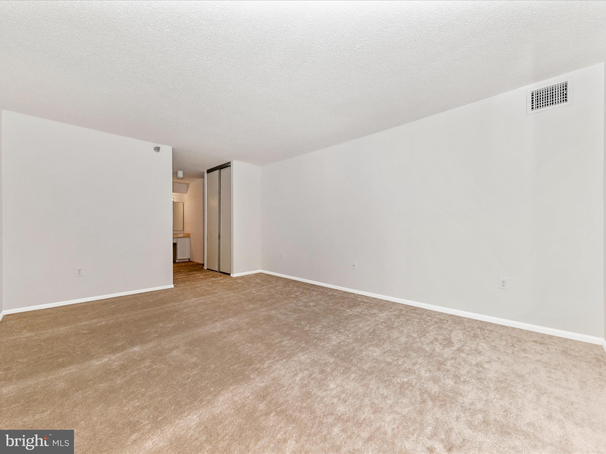 LEISURE WORLD - Residential