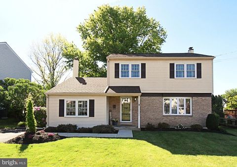 204 ORLEMANN AVENUE ORELAND PA 19075