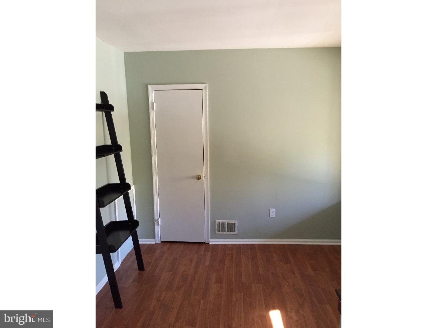 CHESTNUT GROVE - Residential Lease