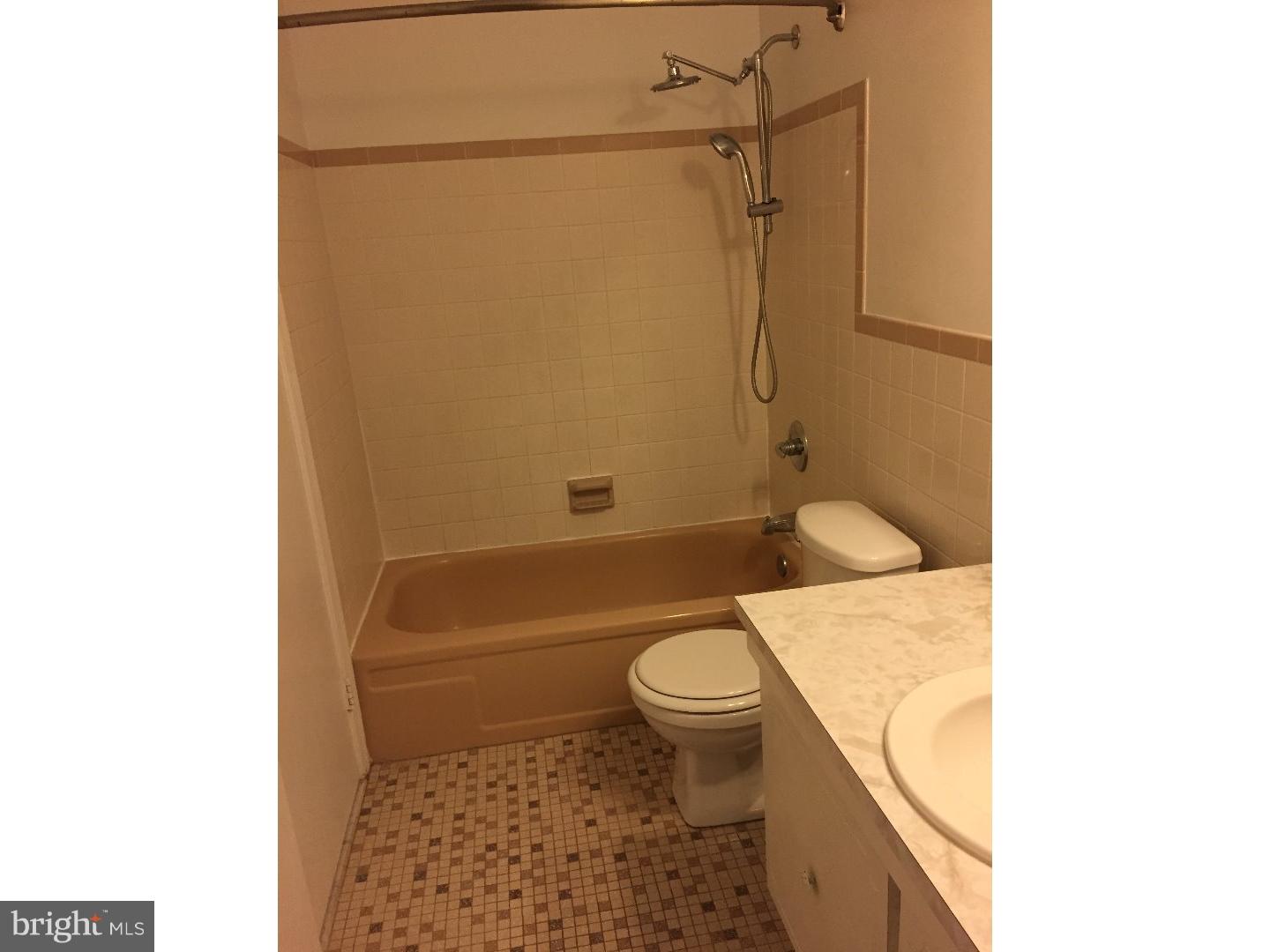 CHESTNUT GROVE - Residential Lease