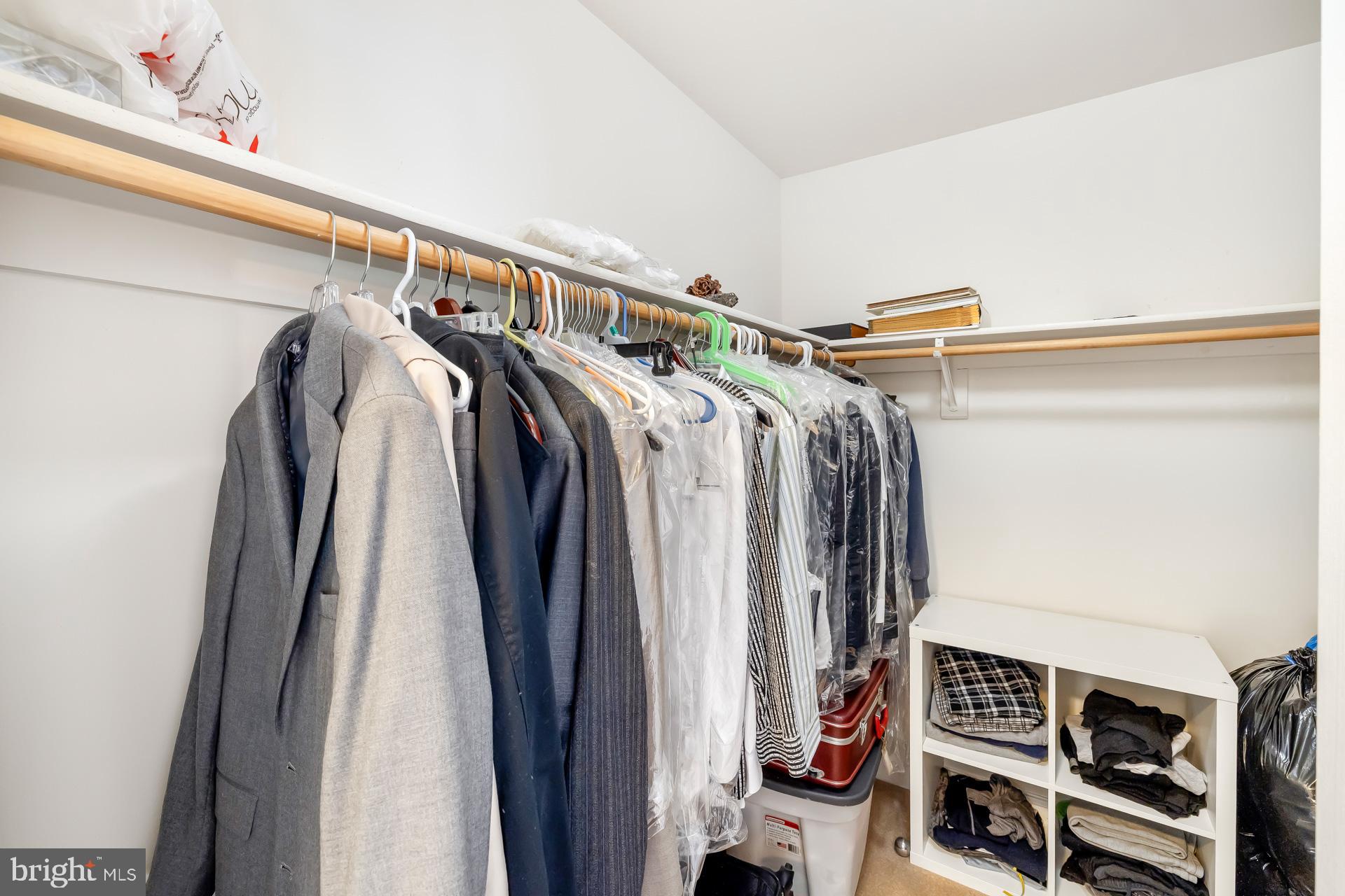 FAIRWOOD - Residential