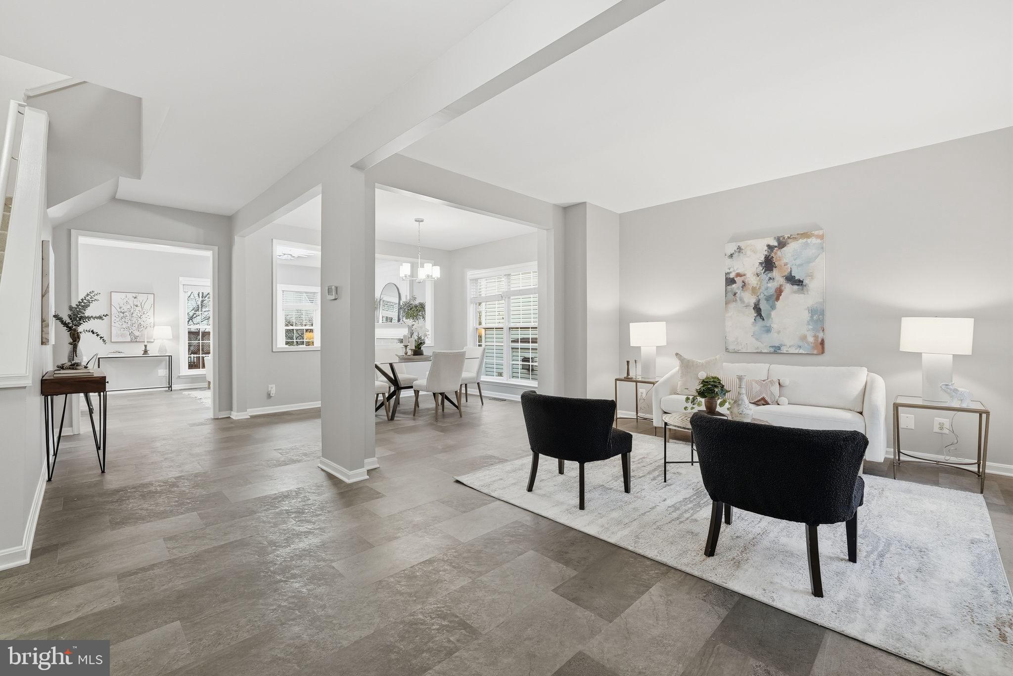 THE COURTS OF FOX MILL - Residential