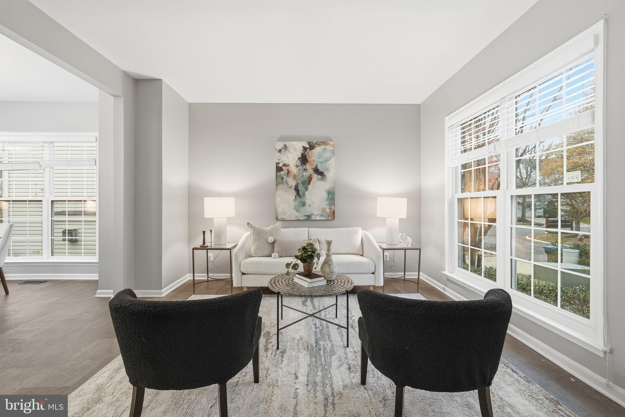 THE COURTS OF FOX MILL - Residential