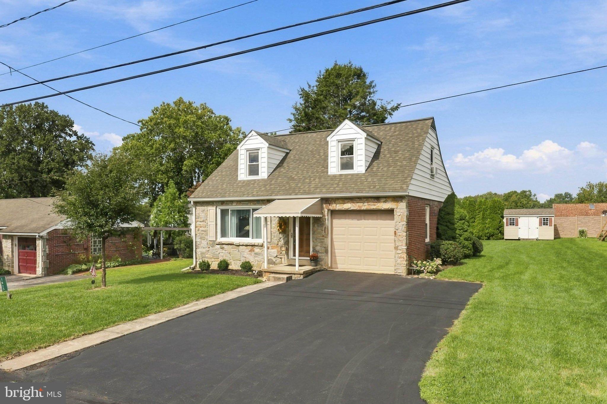 1615 BUTTERCUP ROAD