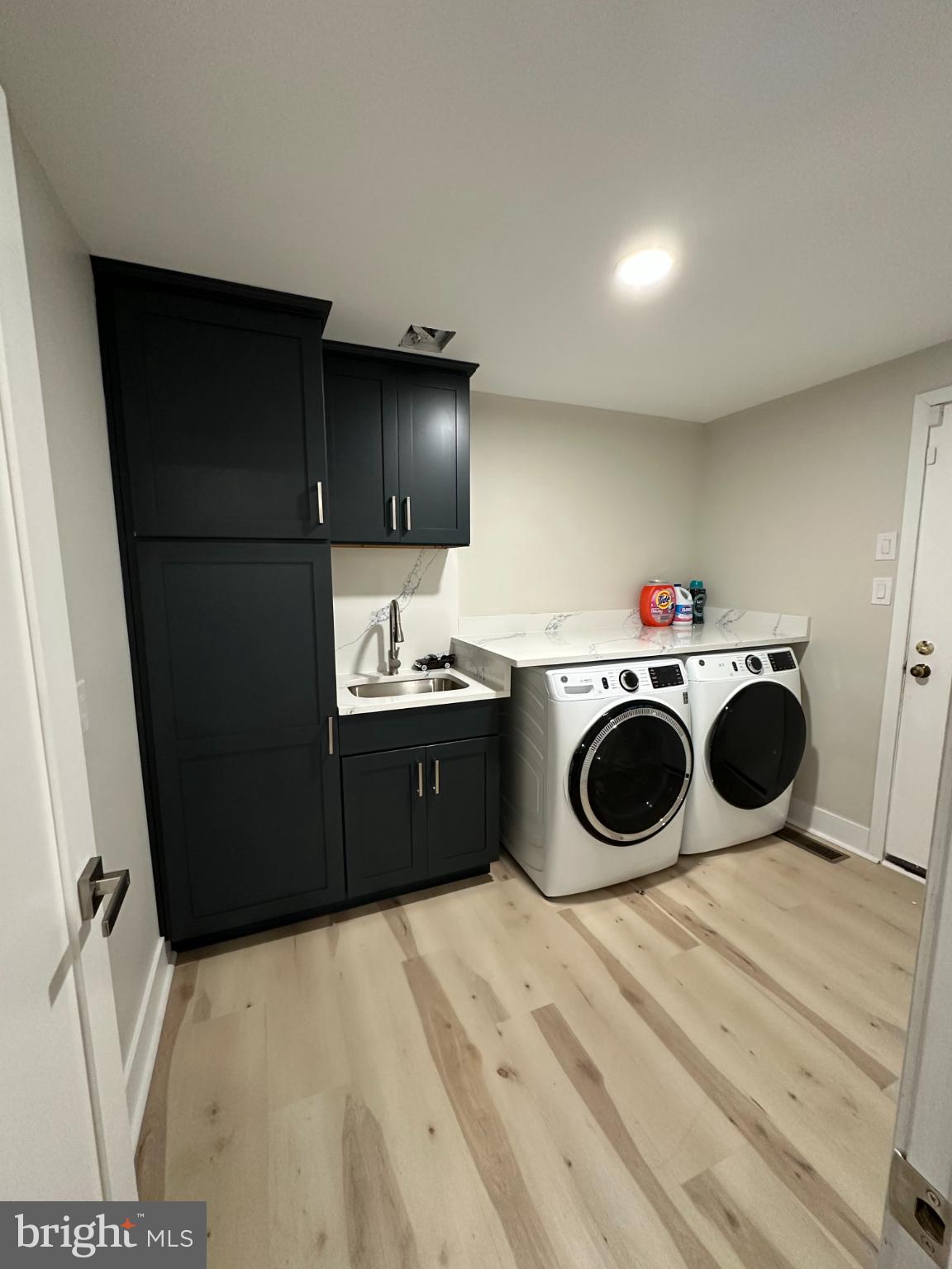 SWAN POINT SUB - Residential