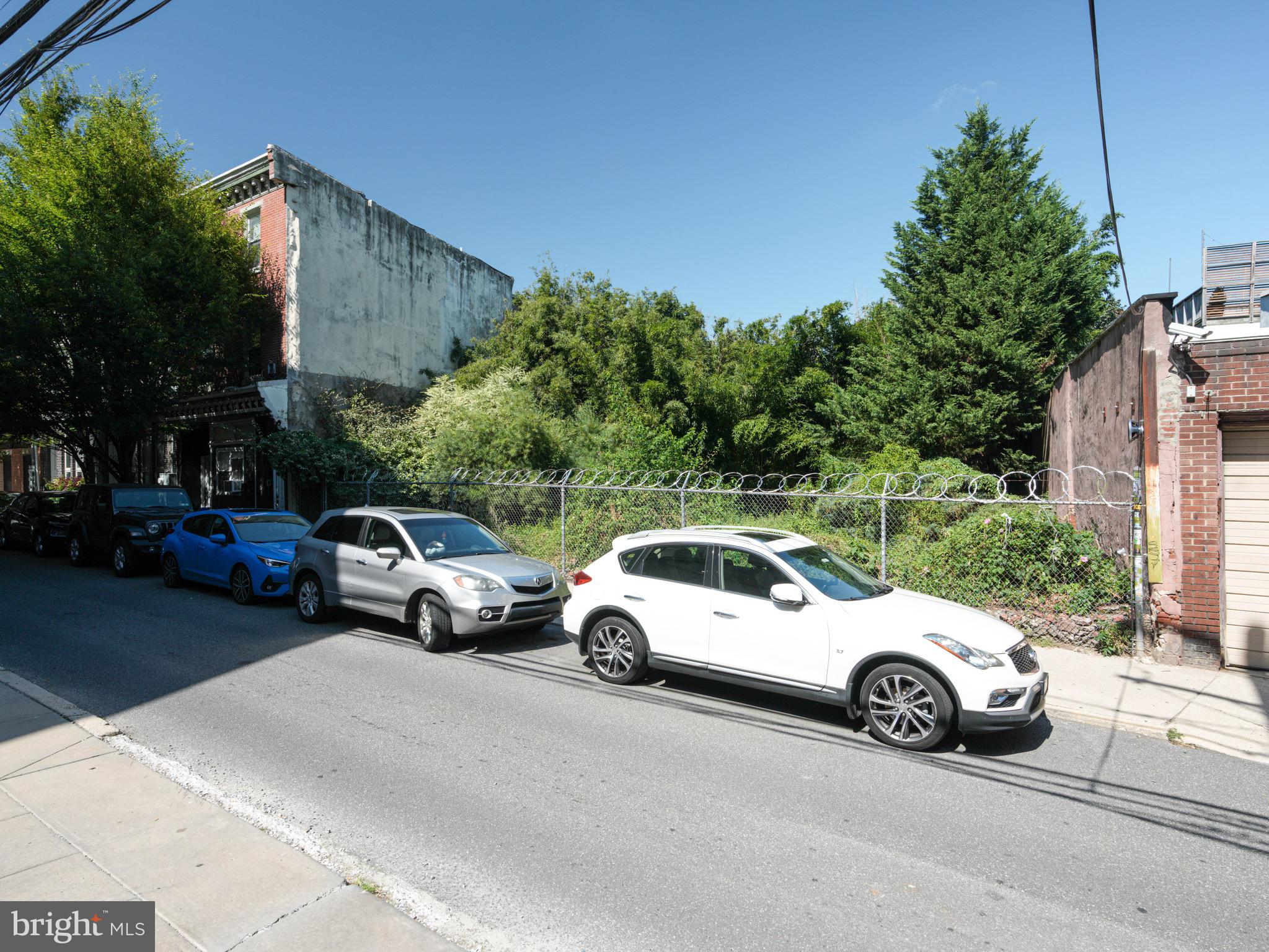 NORTHERN LIBERTIES - Land