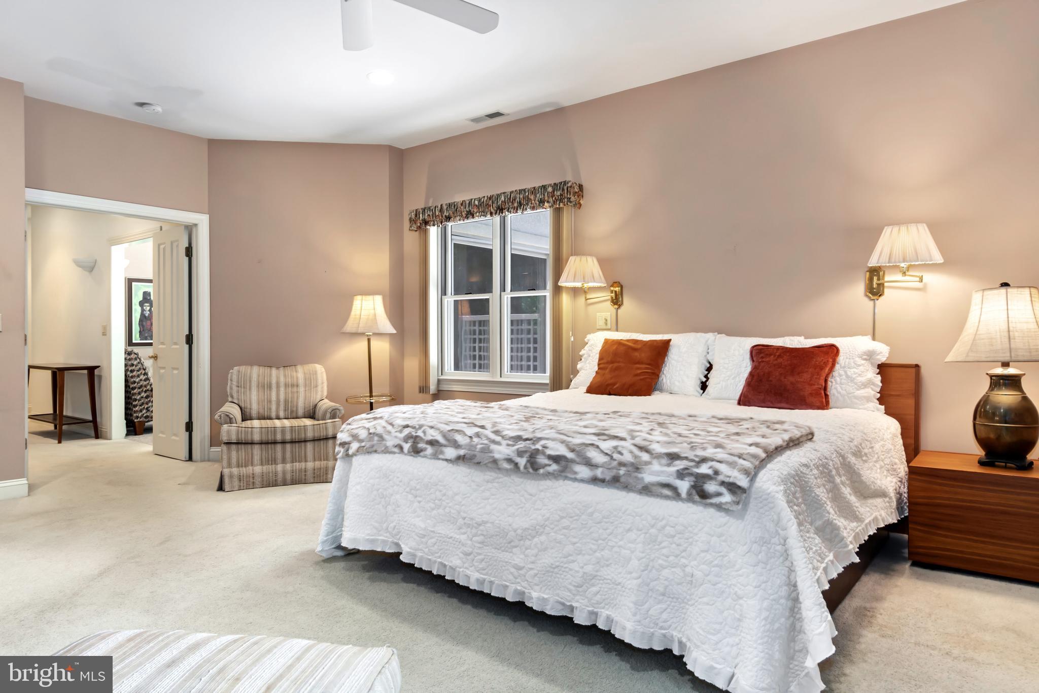 EASTON - Residential