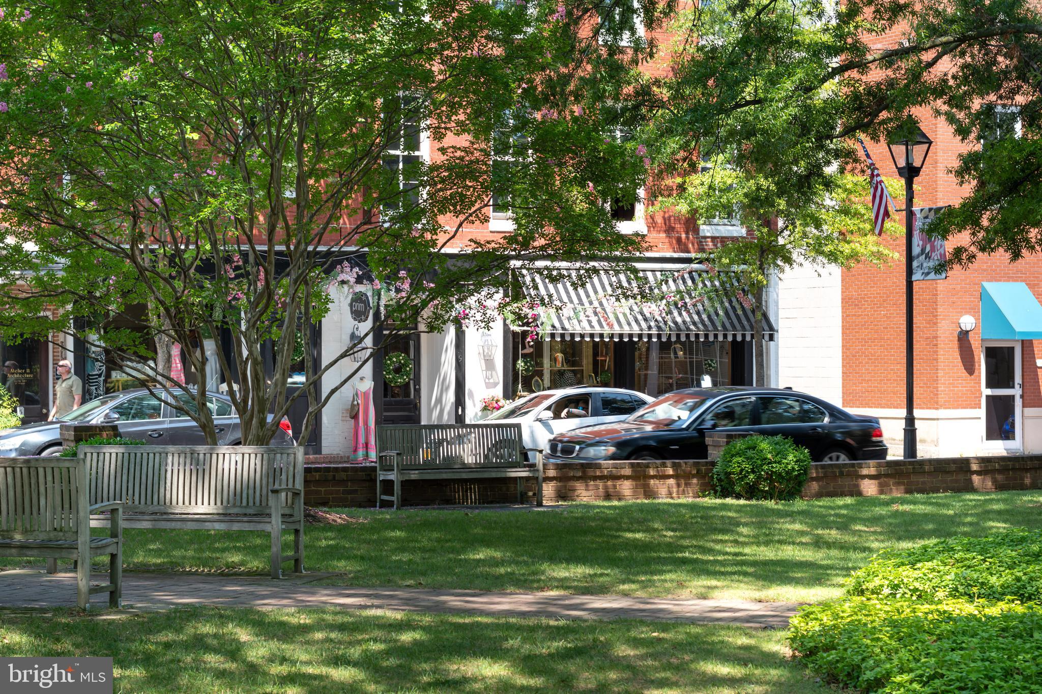 EASTON - Residential