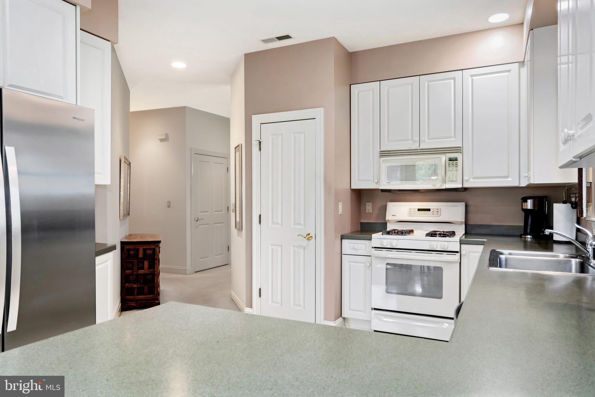 EASTON - Residential