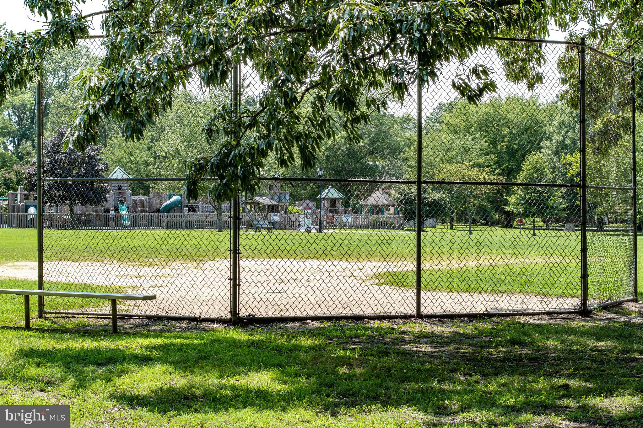 EASTON - Residential