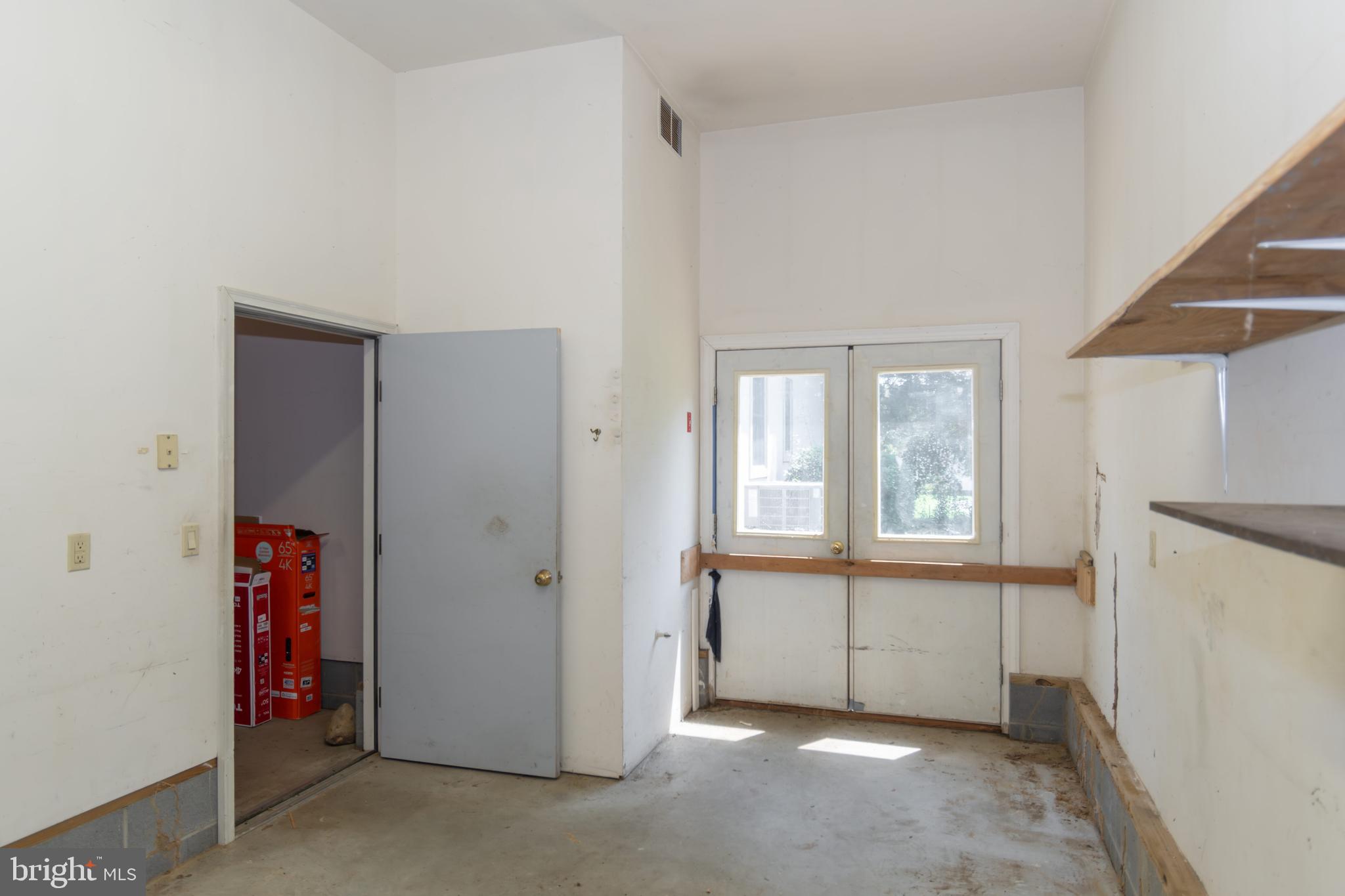 EASTON - Residential