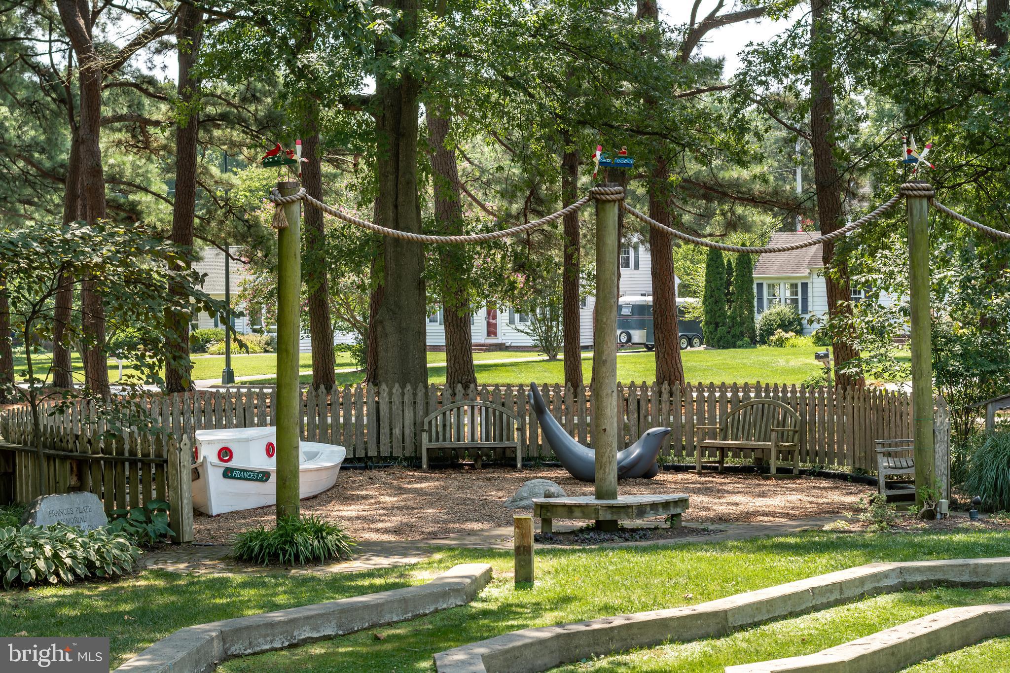 EASTON - Residential