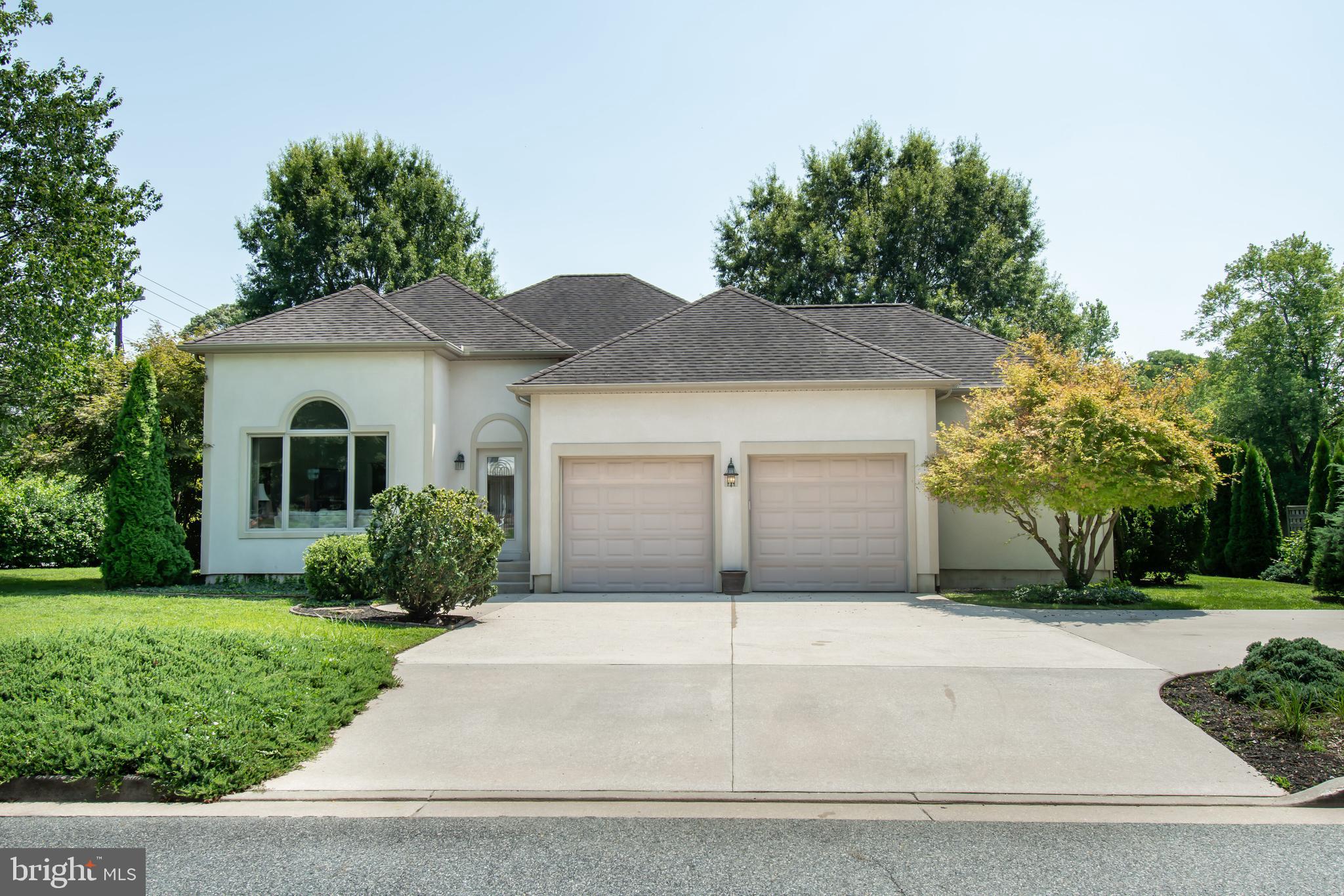 EASTON - Residential