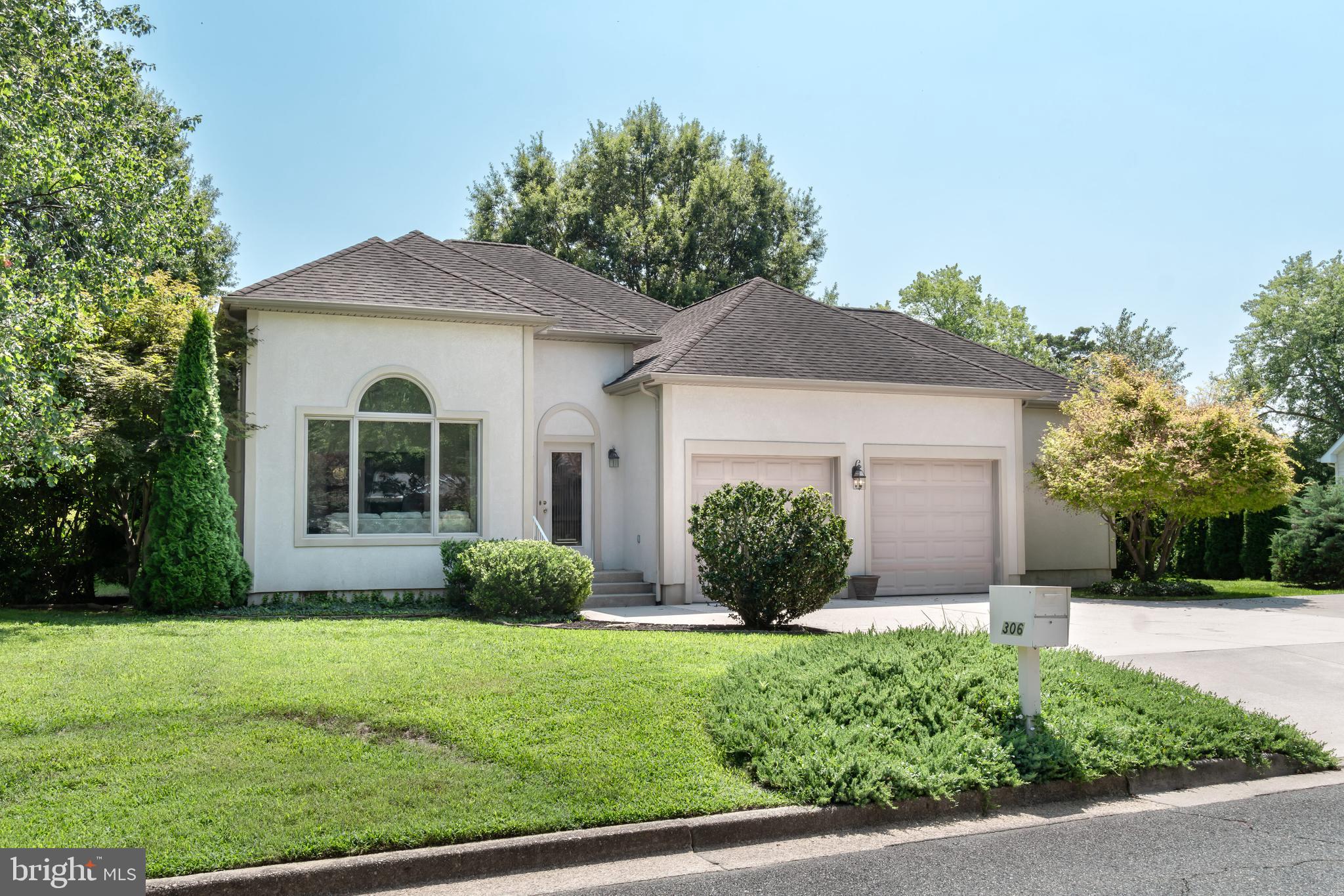 EASTON - Residential