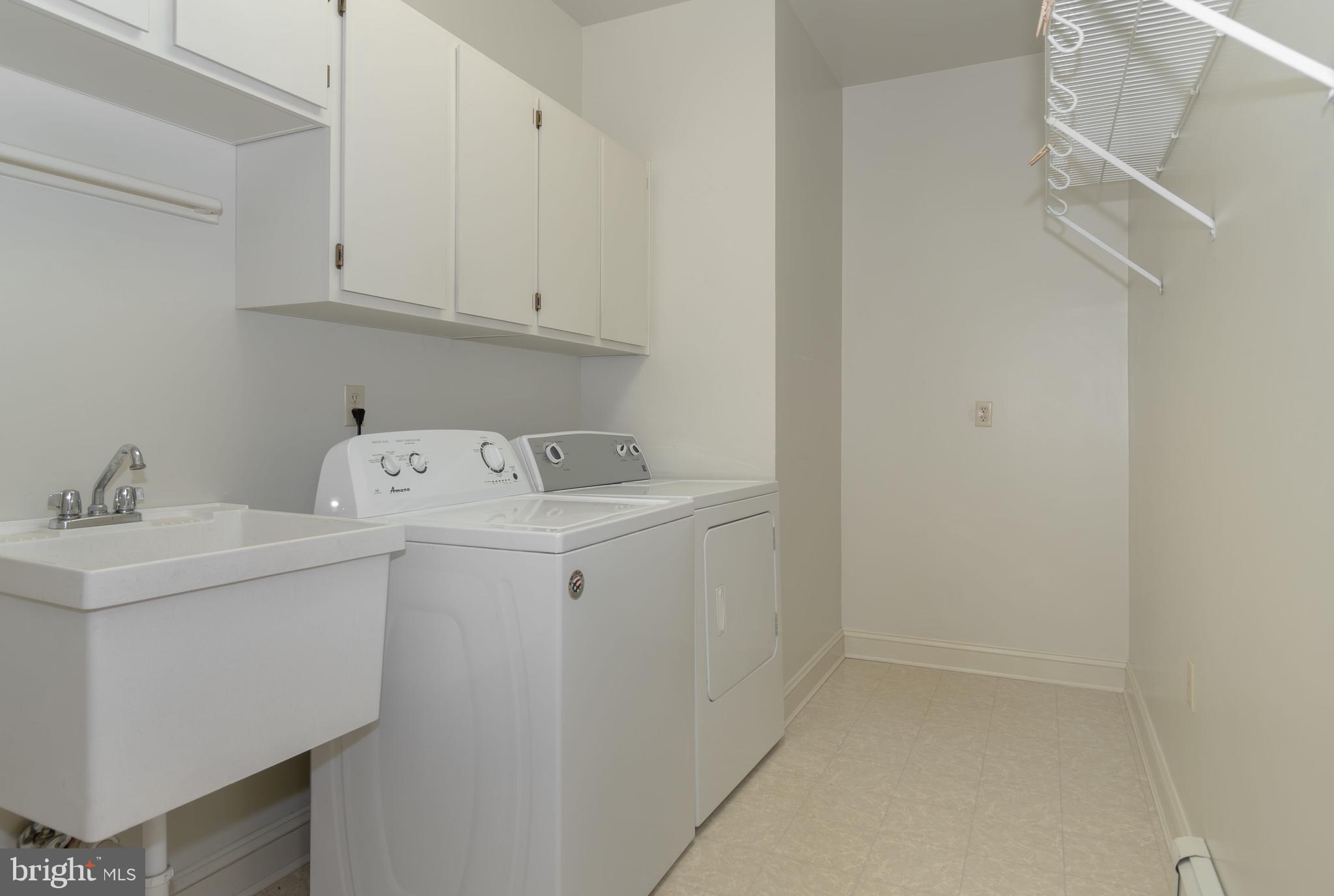 EASTON - Residential