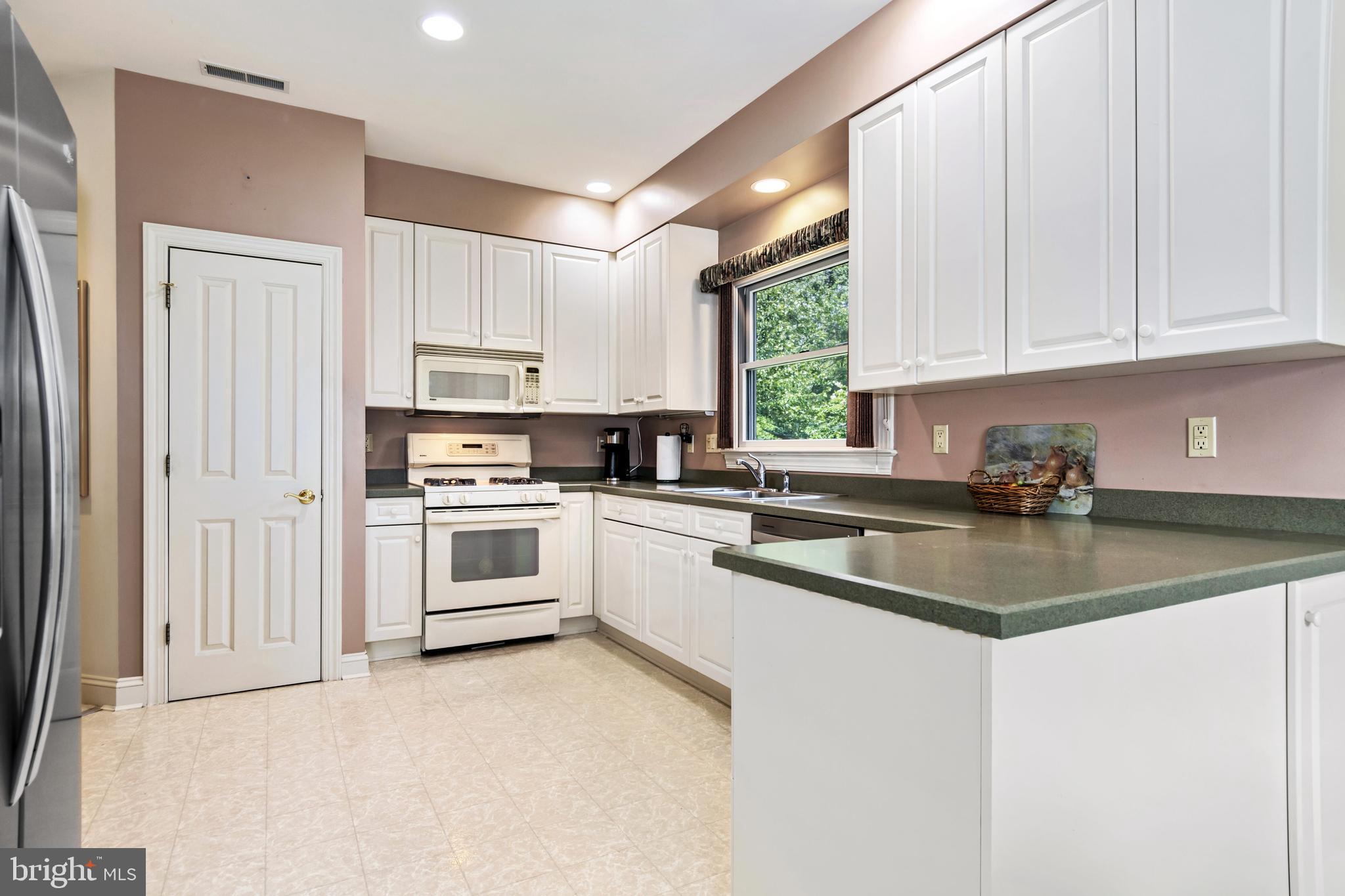 EASTON - Residential