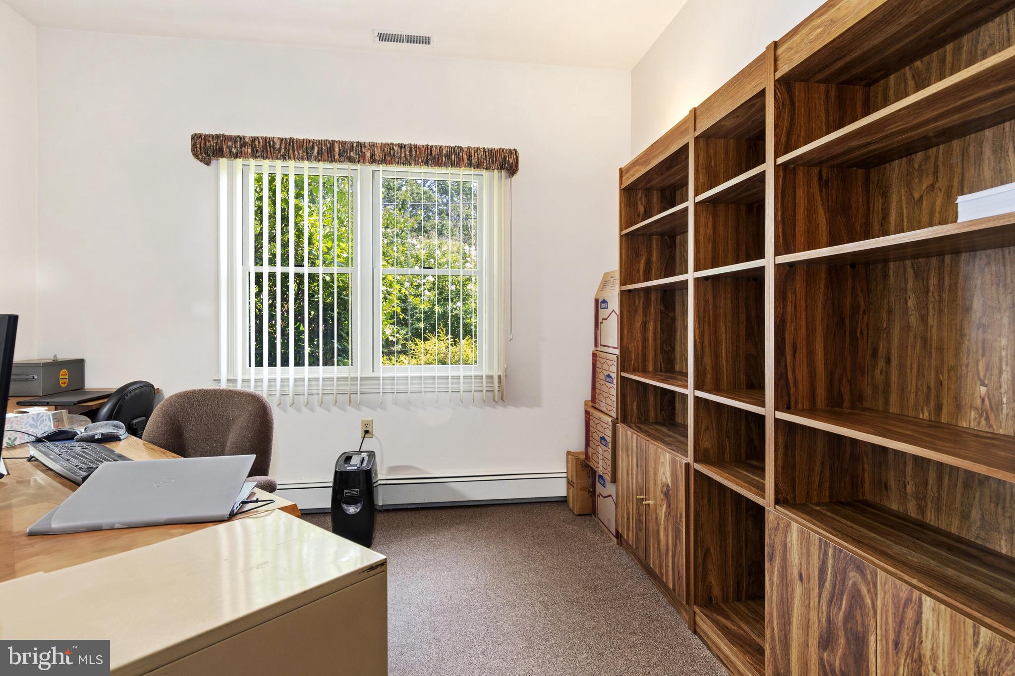 EASTON - Residential