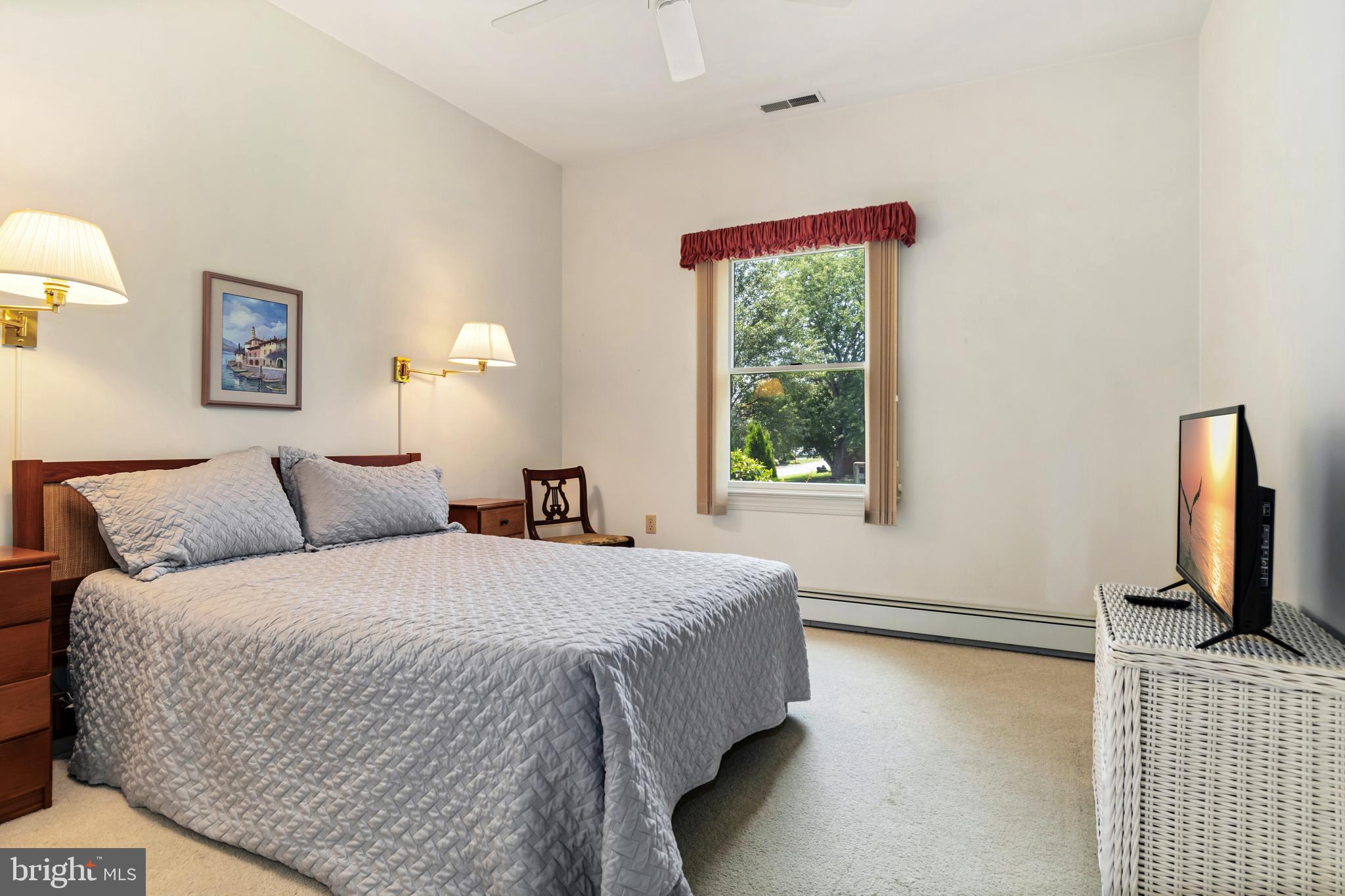 EASTON - Residential