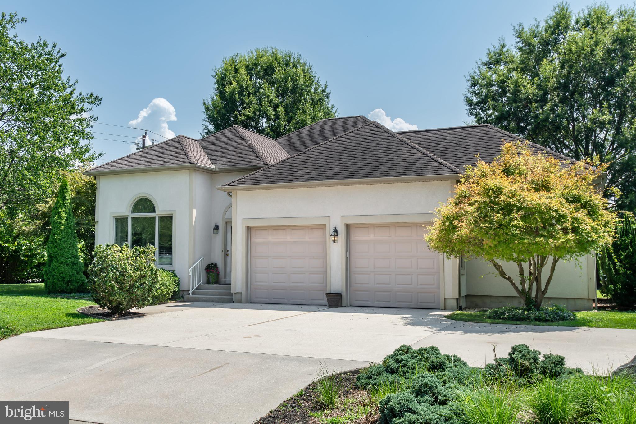 EASTON - Residential