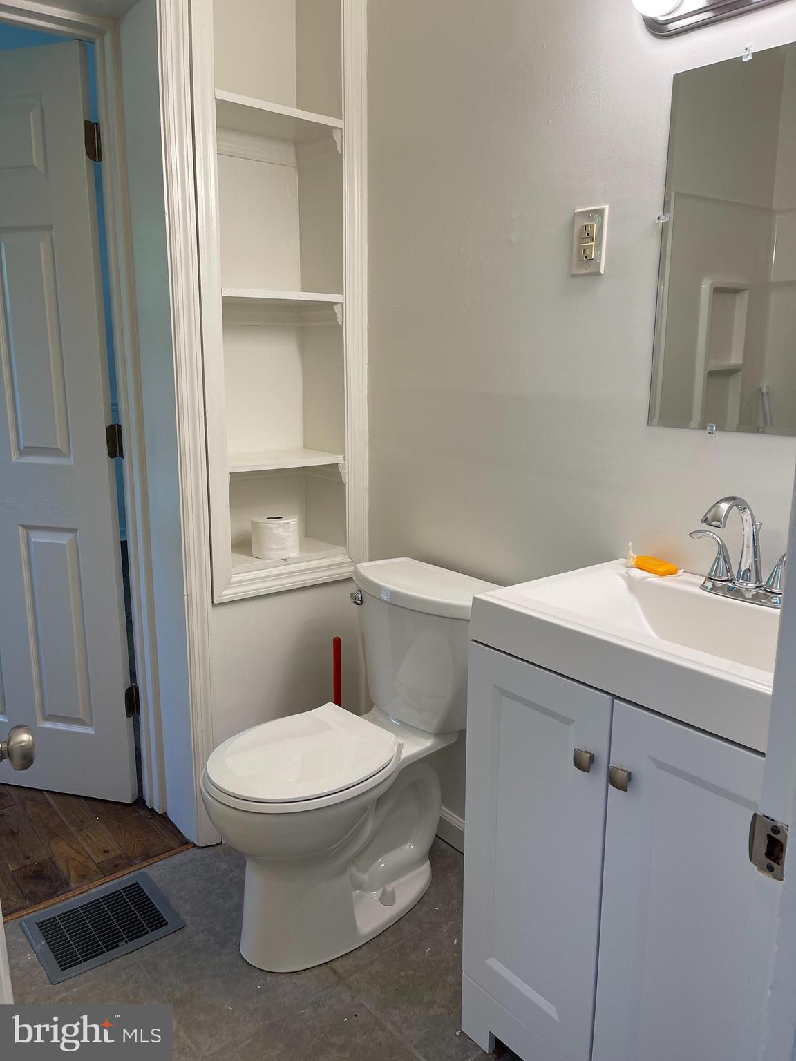 ABINGTON - Residential Lease