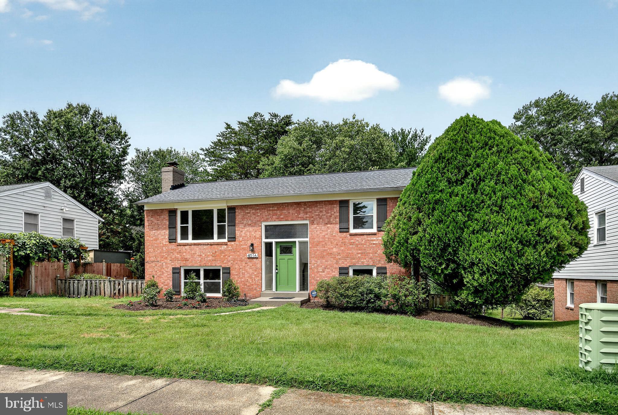 4016 MAPLETON DRIVE